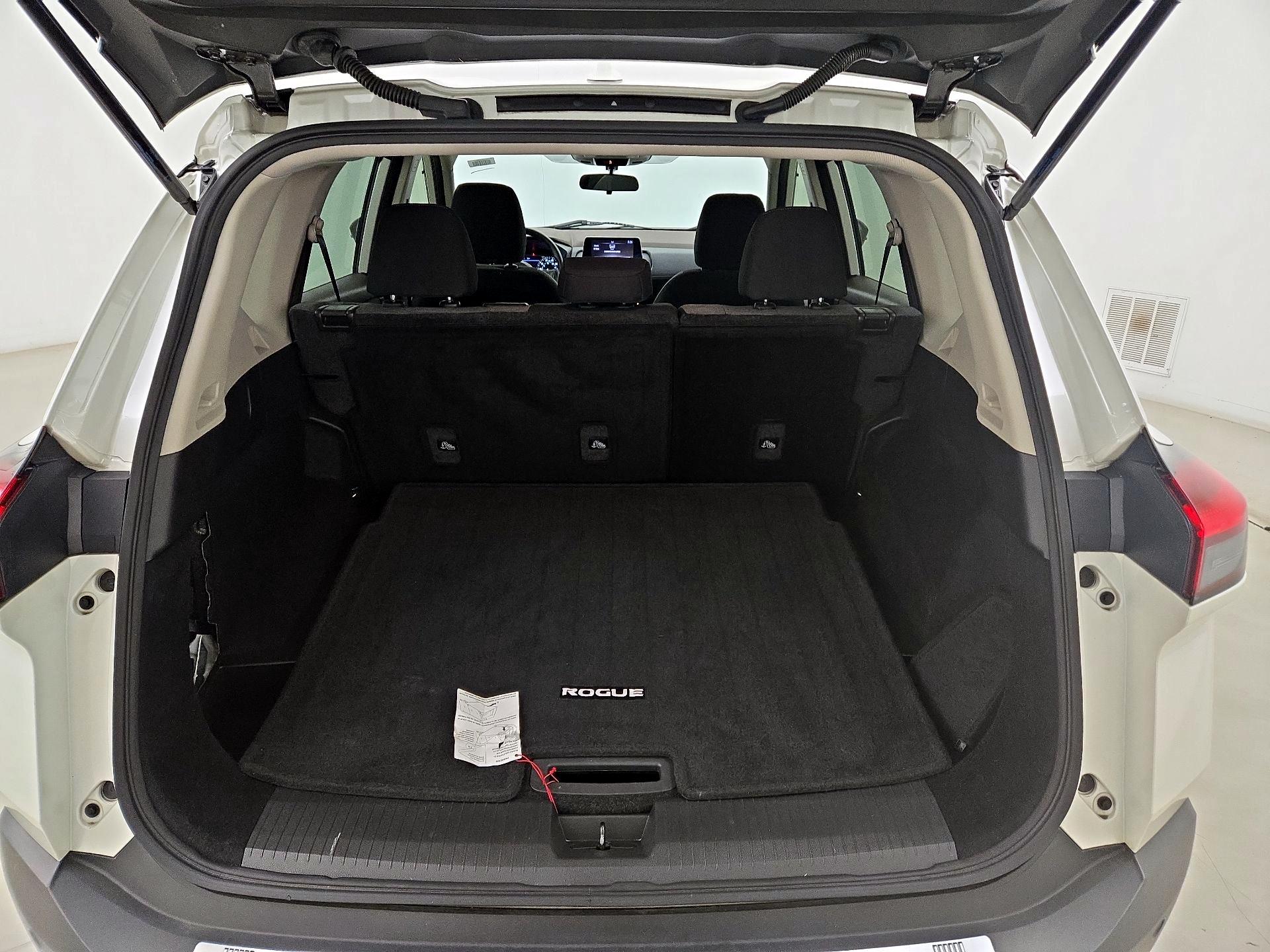 Thumbnail: 2023 Nissan Rogue - 20