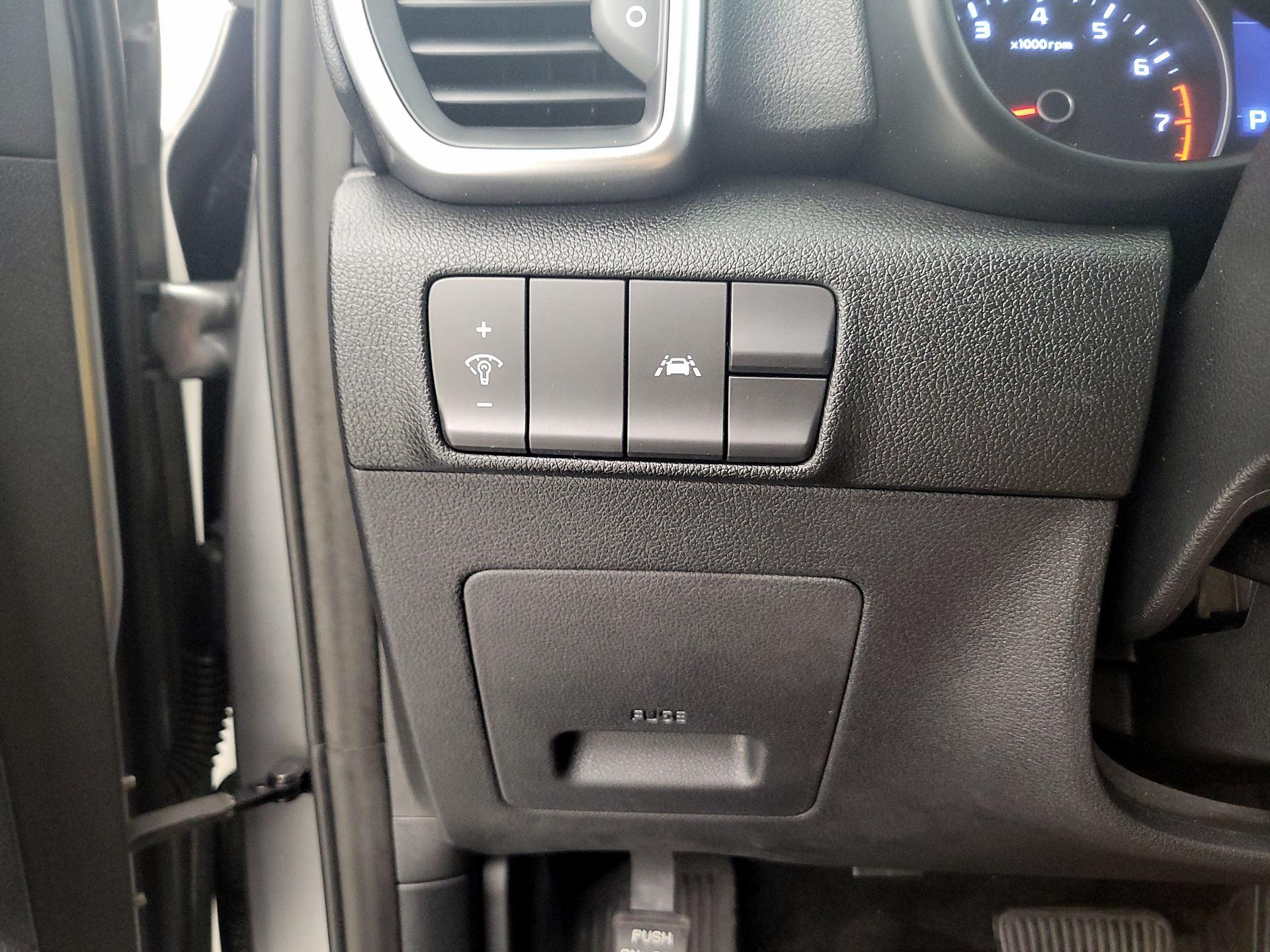 Thumbnail: 2021 Kia Sportage - 11