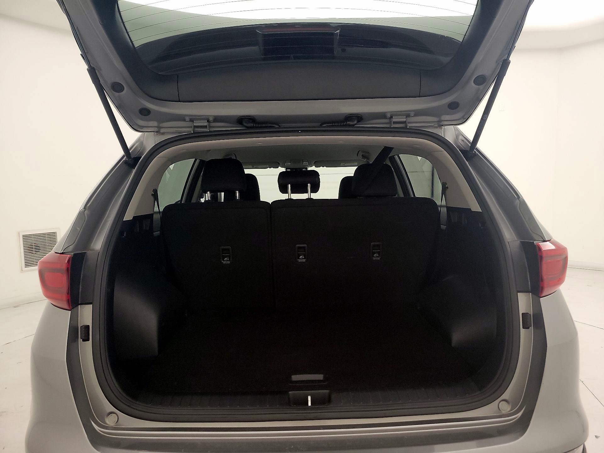 Thumbnail: 2021 Kia Sportage - 18