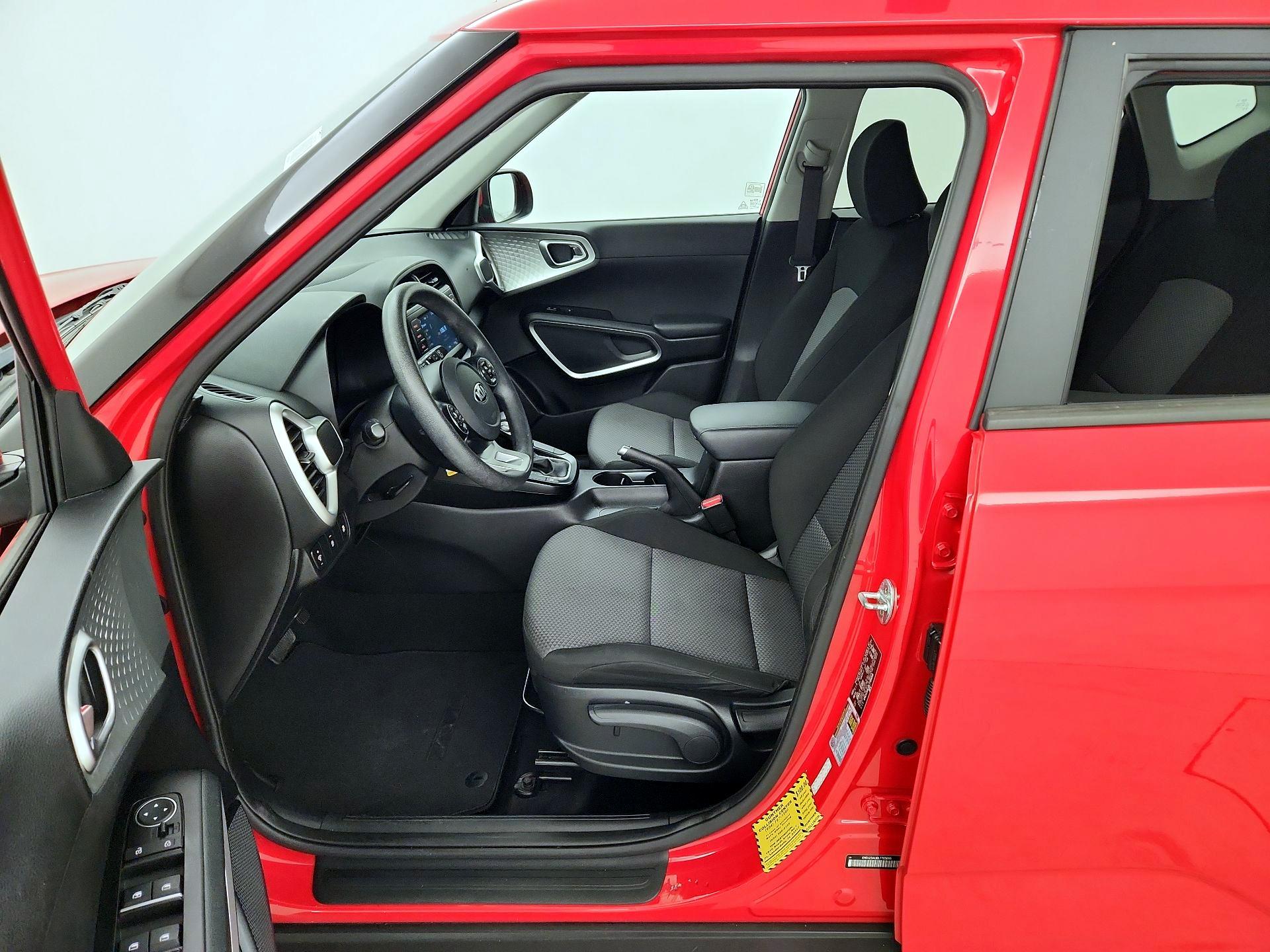 Thumbnail: 2020 Kia Soul - 11