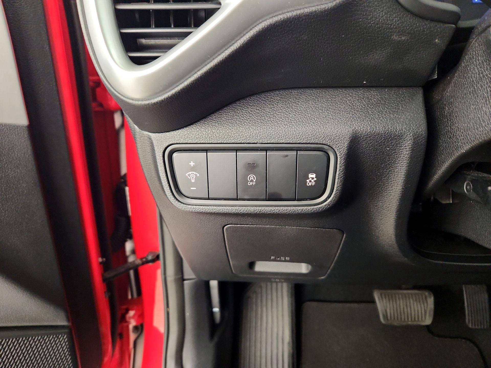 Thumbnail: 2020 Kia Soul - 13