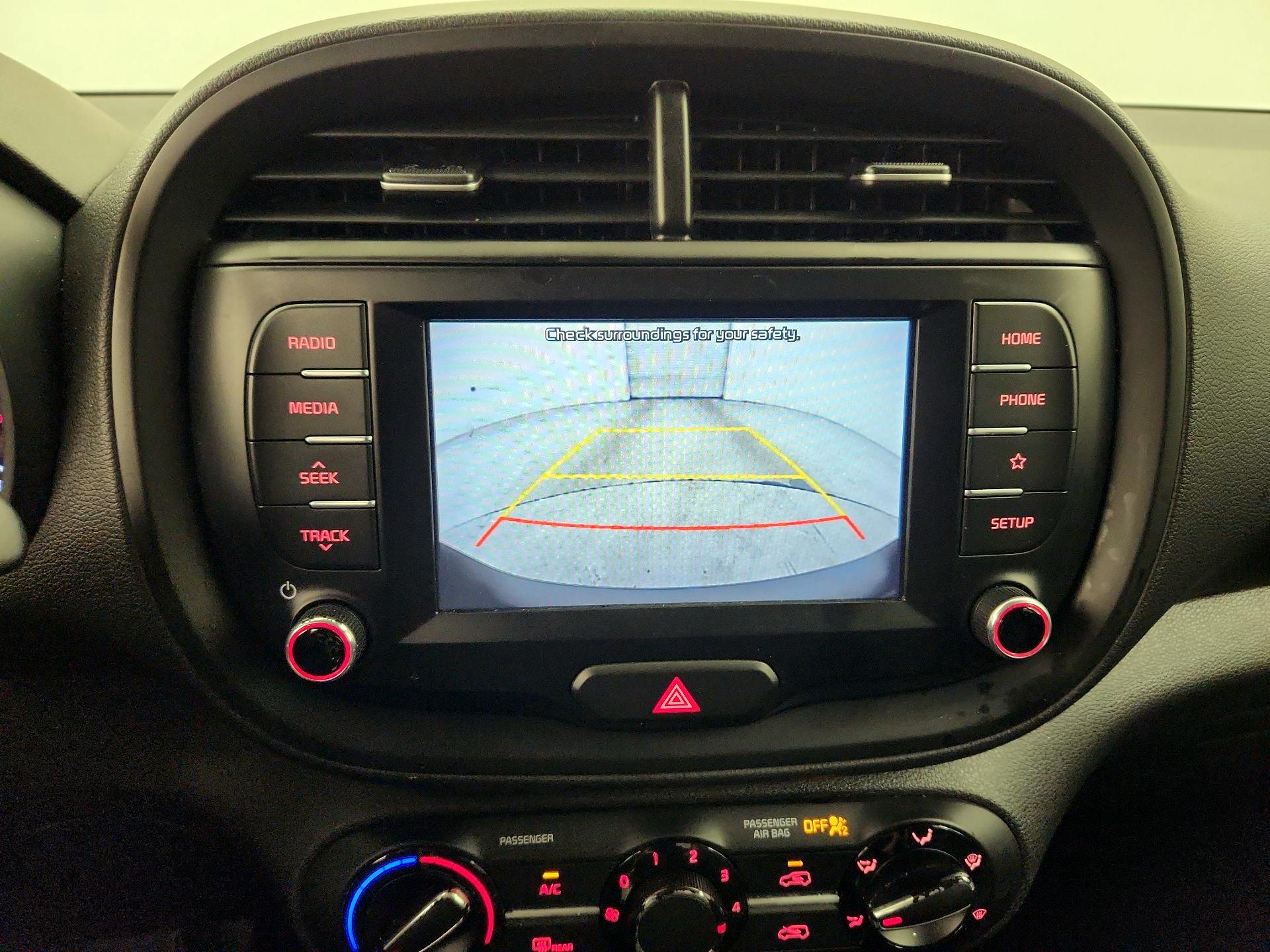 Thumbnail: 2020 Kia Soul - 14