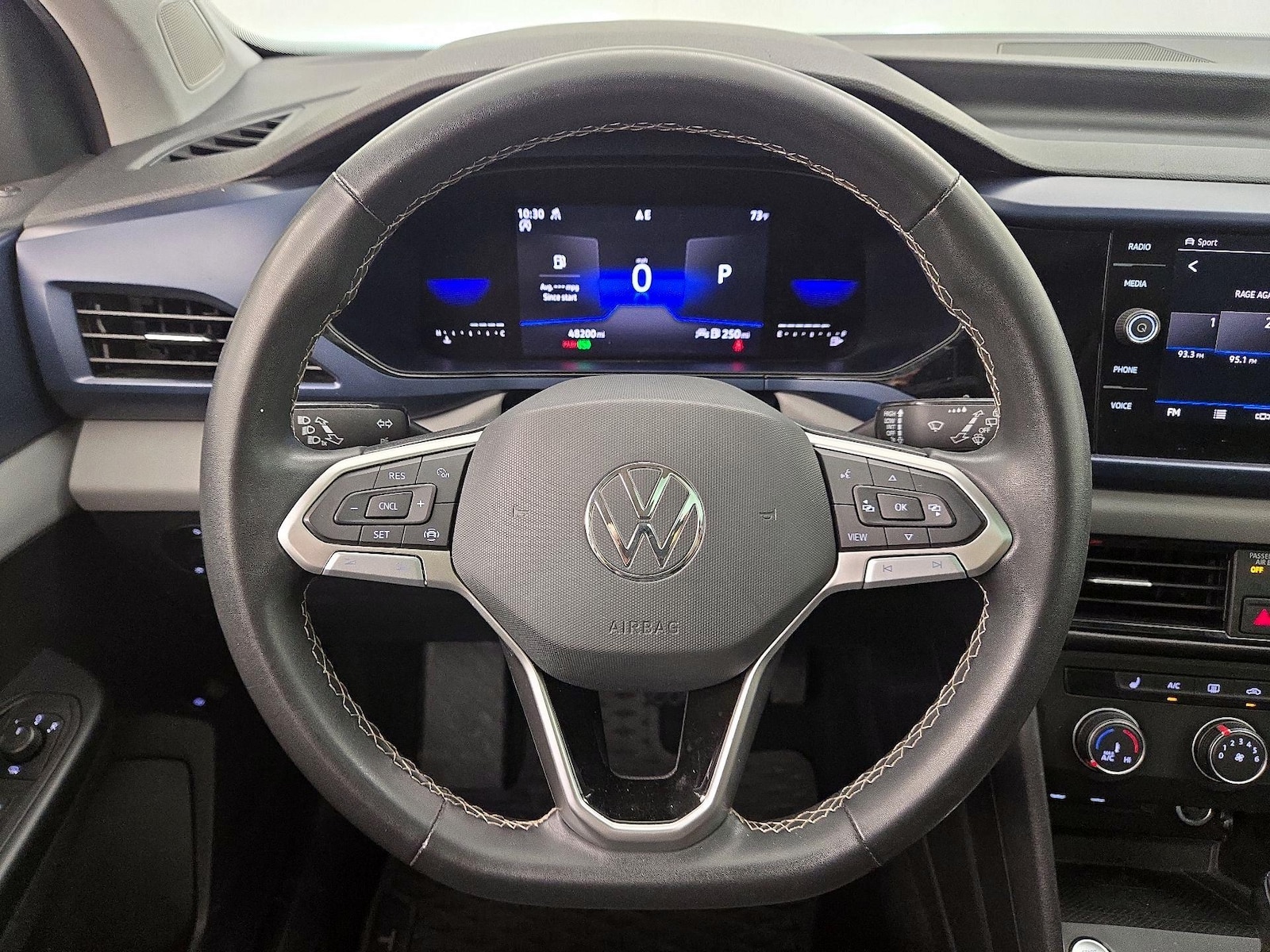 2022 Volkswagen Taos SE - Photo 11