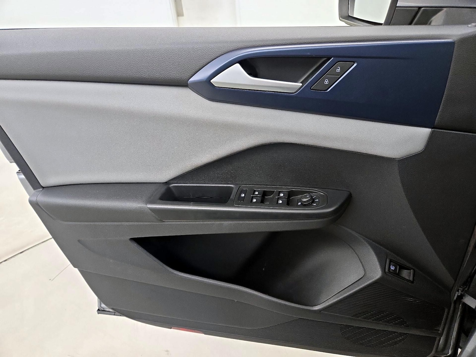2022 Volkswagen Taos SE - Photo 13