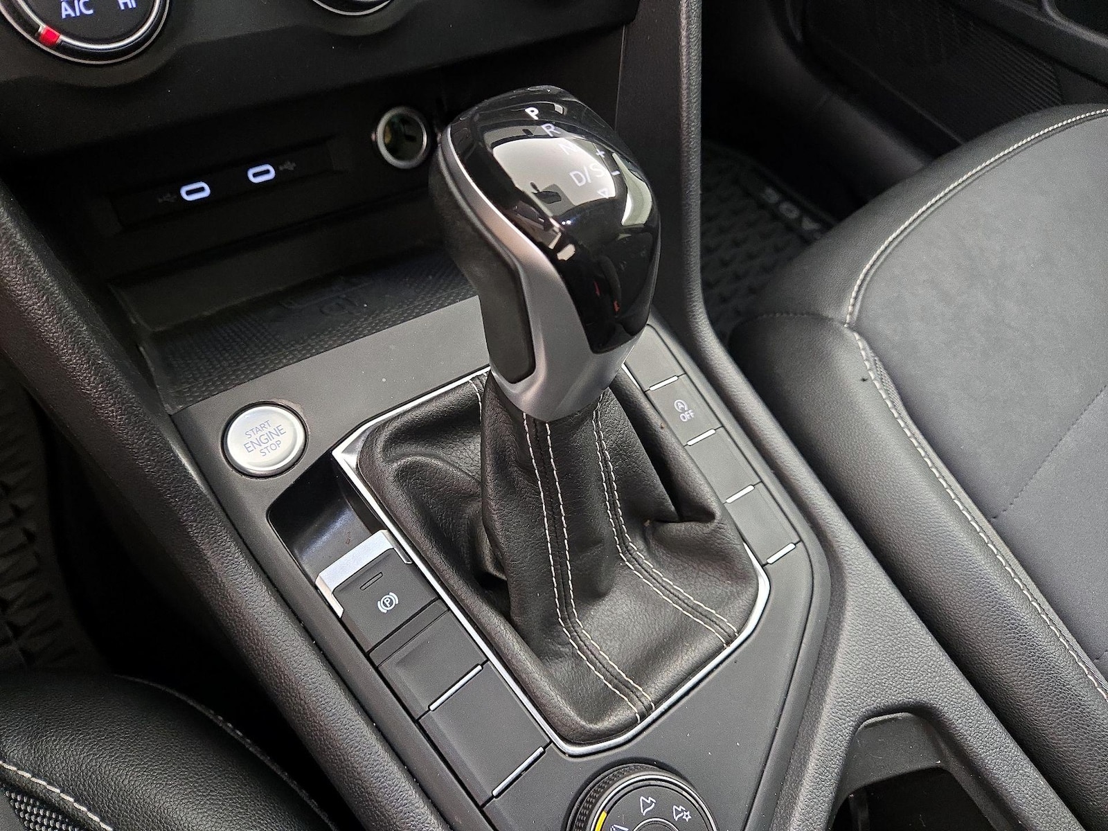 2022 Volkswagen Taos SE - Photo 18