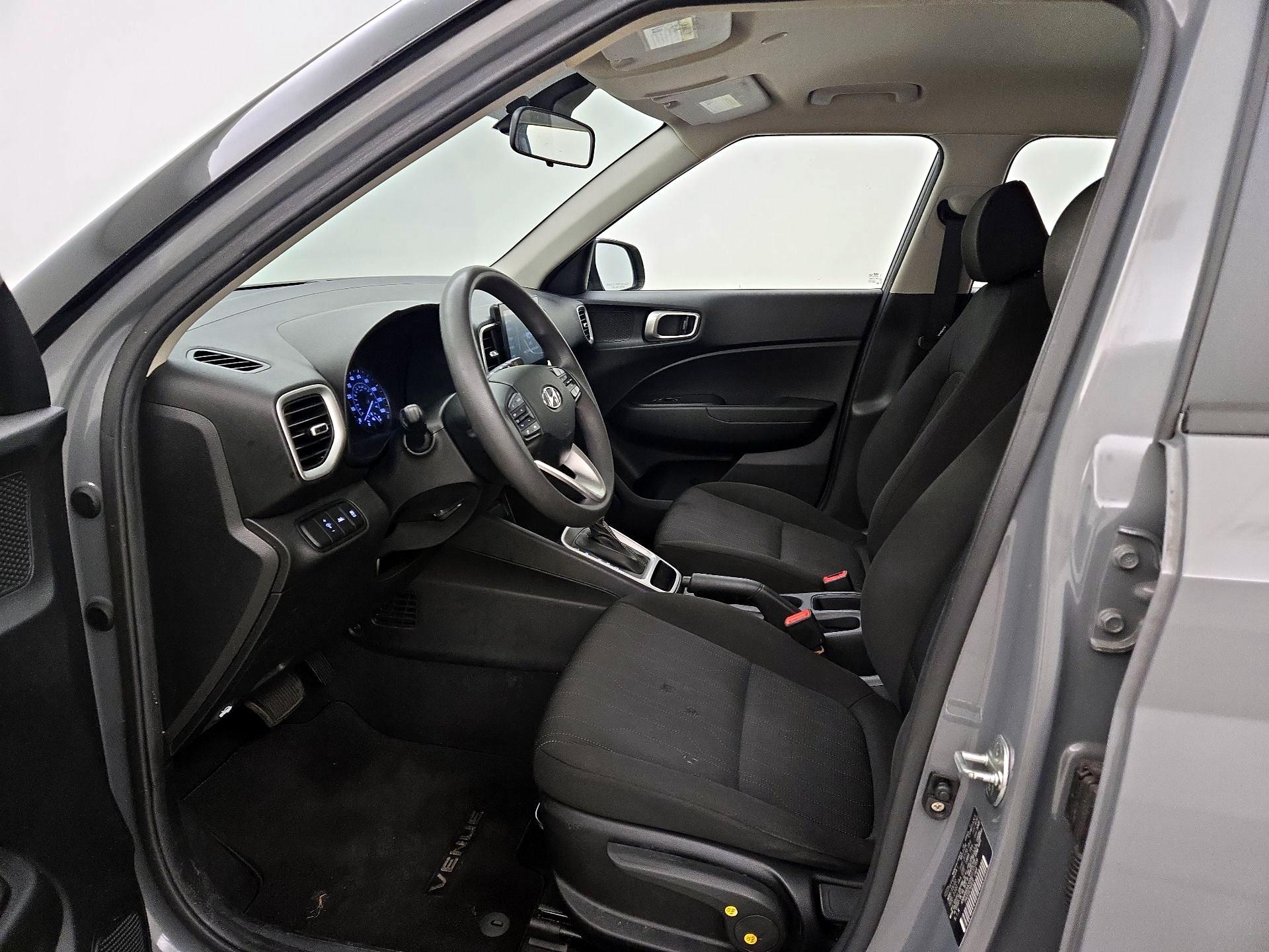 Thumbnail: 2022 Hyundai Venue - 11