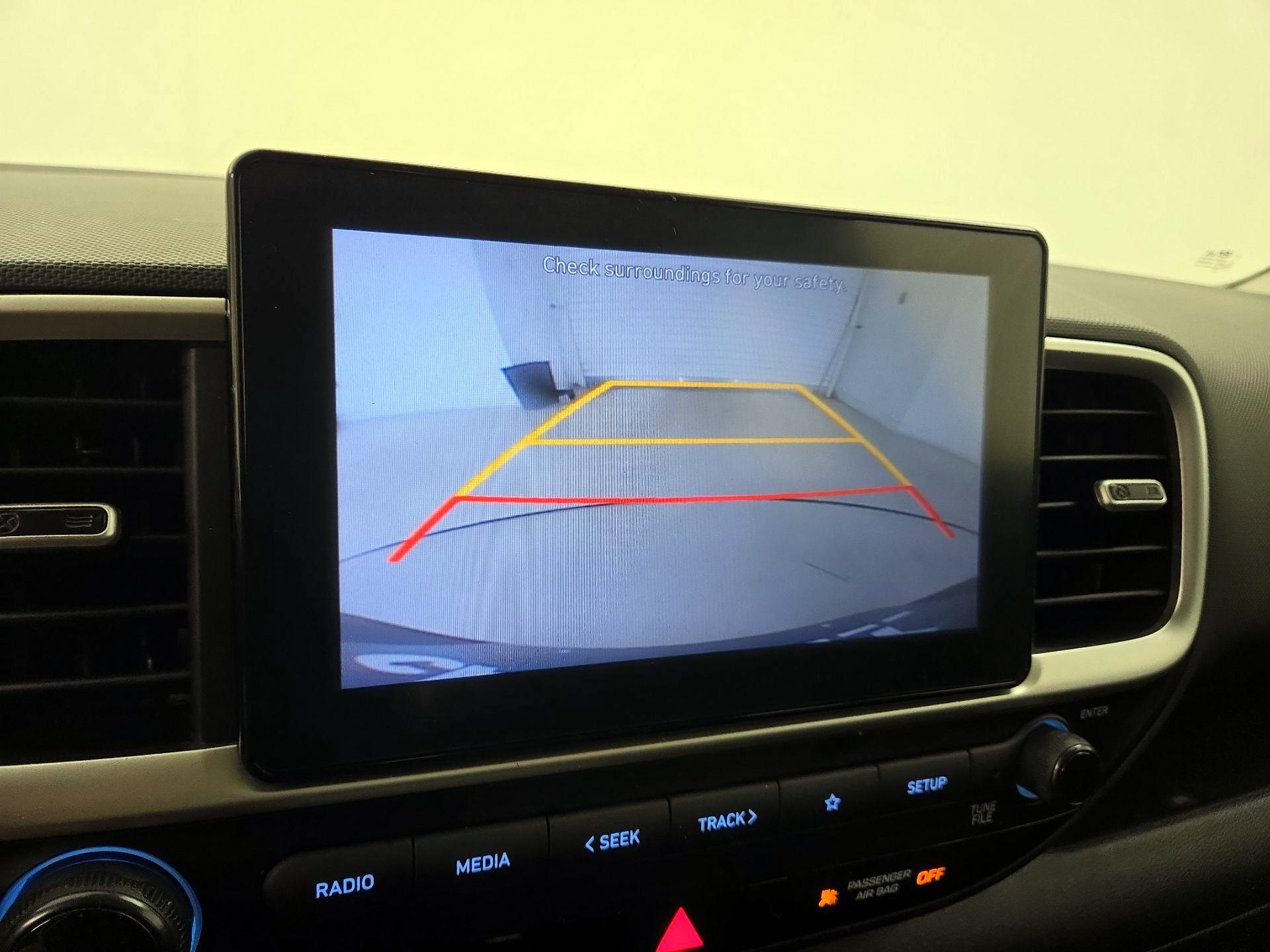 Thumbnail: 2022 Hyundai Venue - 14