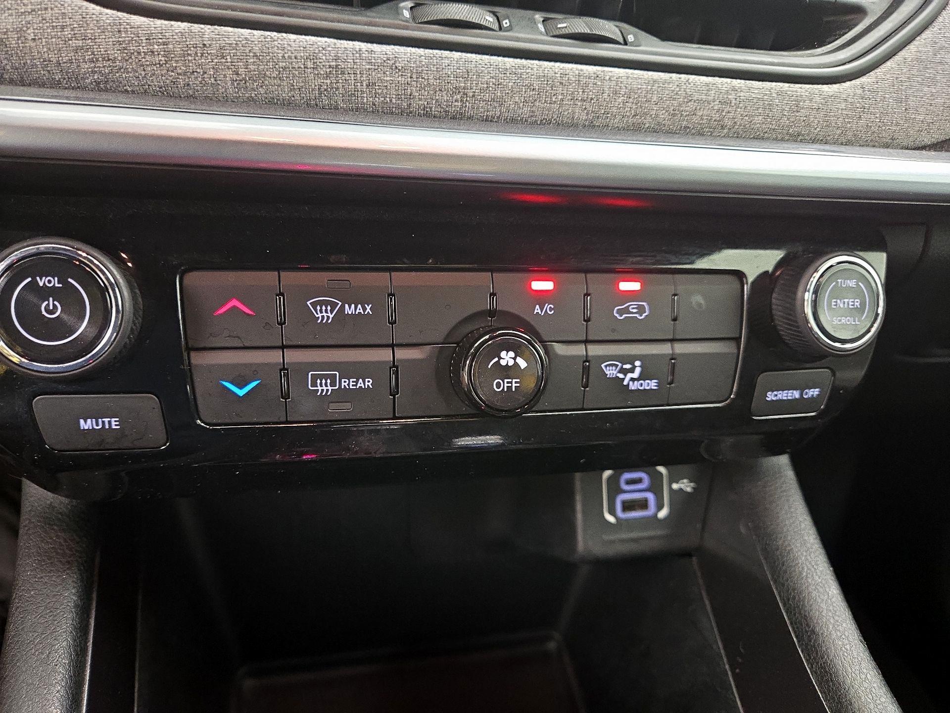 Thumbnail: 2023 Jeep Compass - 16