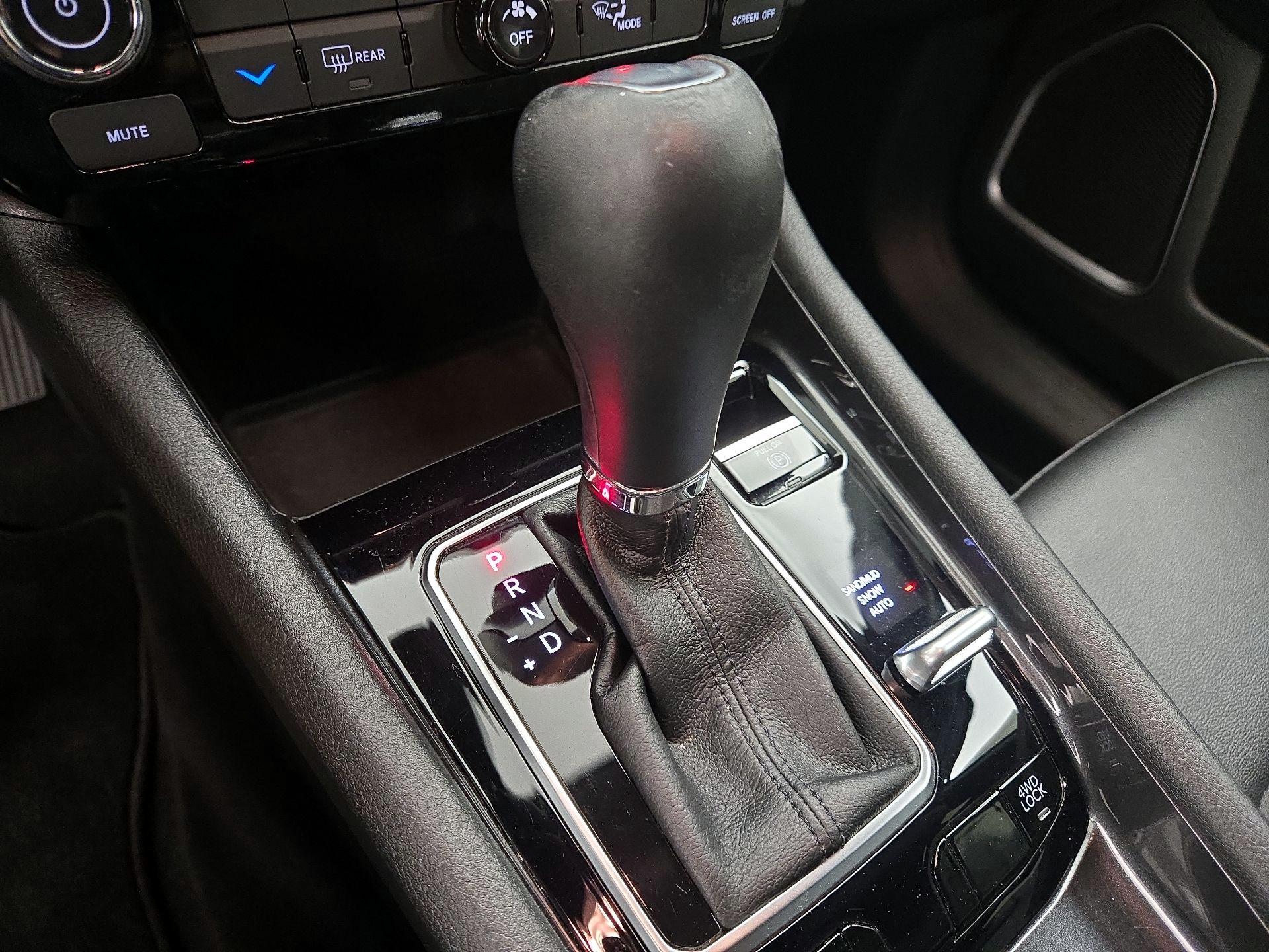 Thumbnail: 2023 Jeep Compass - 17