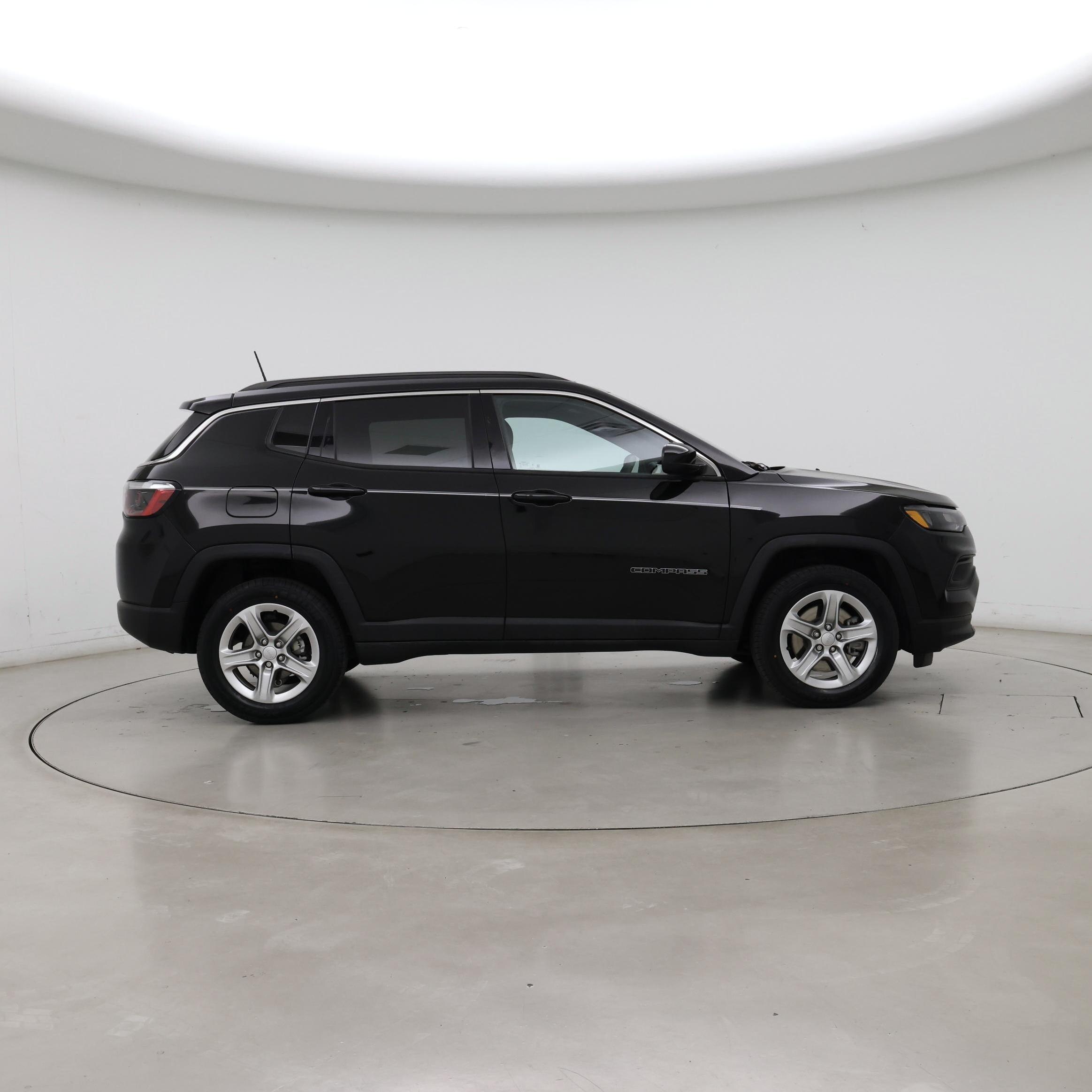 Thumbnail: 2023 Jeep Compass - 7