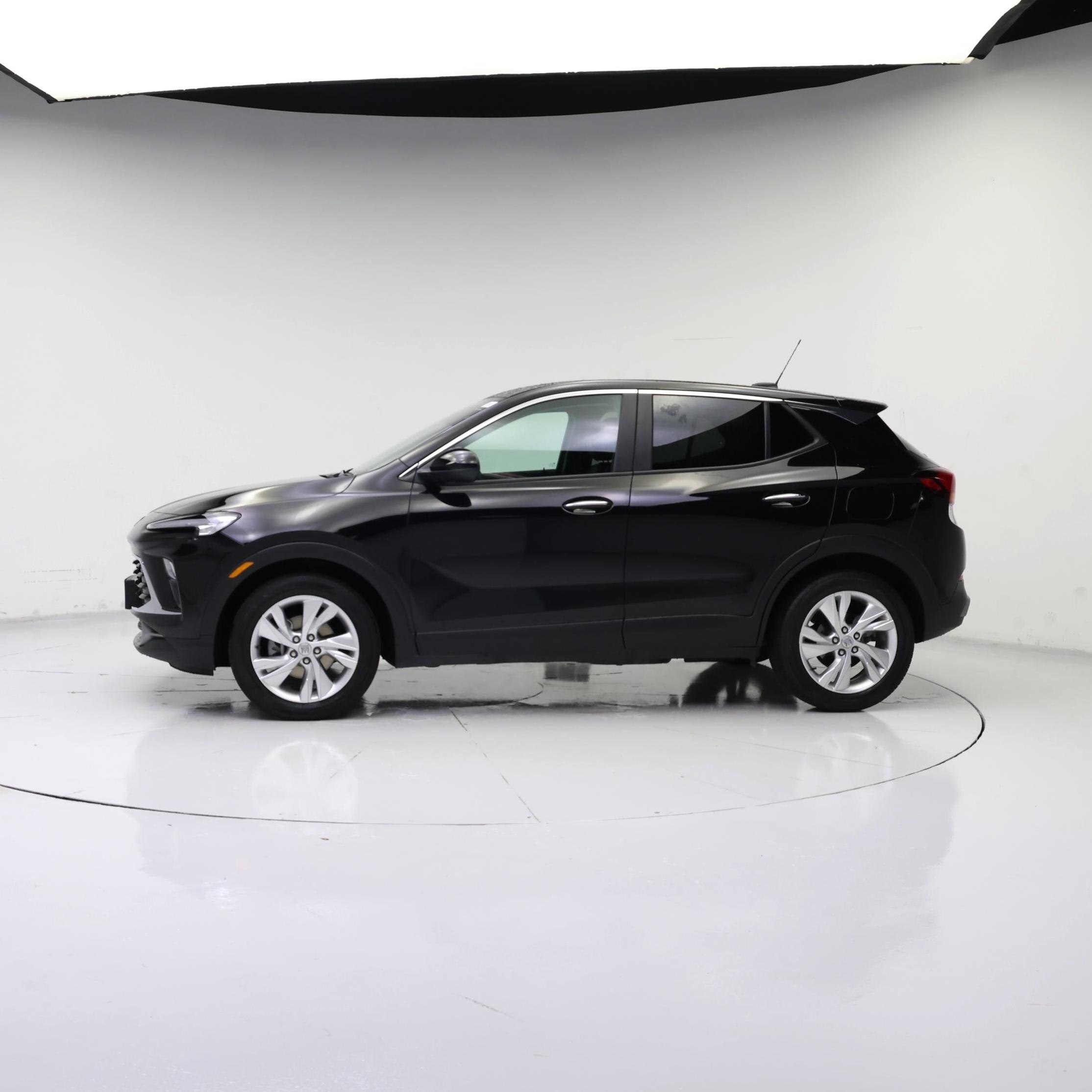 Thumbnail: 2025 Buick Encore GX - 3