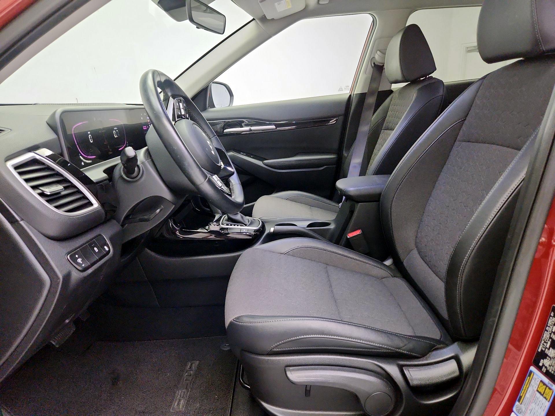 Thumbnail: 2025 Kia Seltos - 11