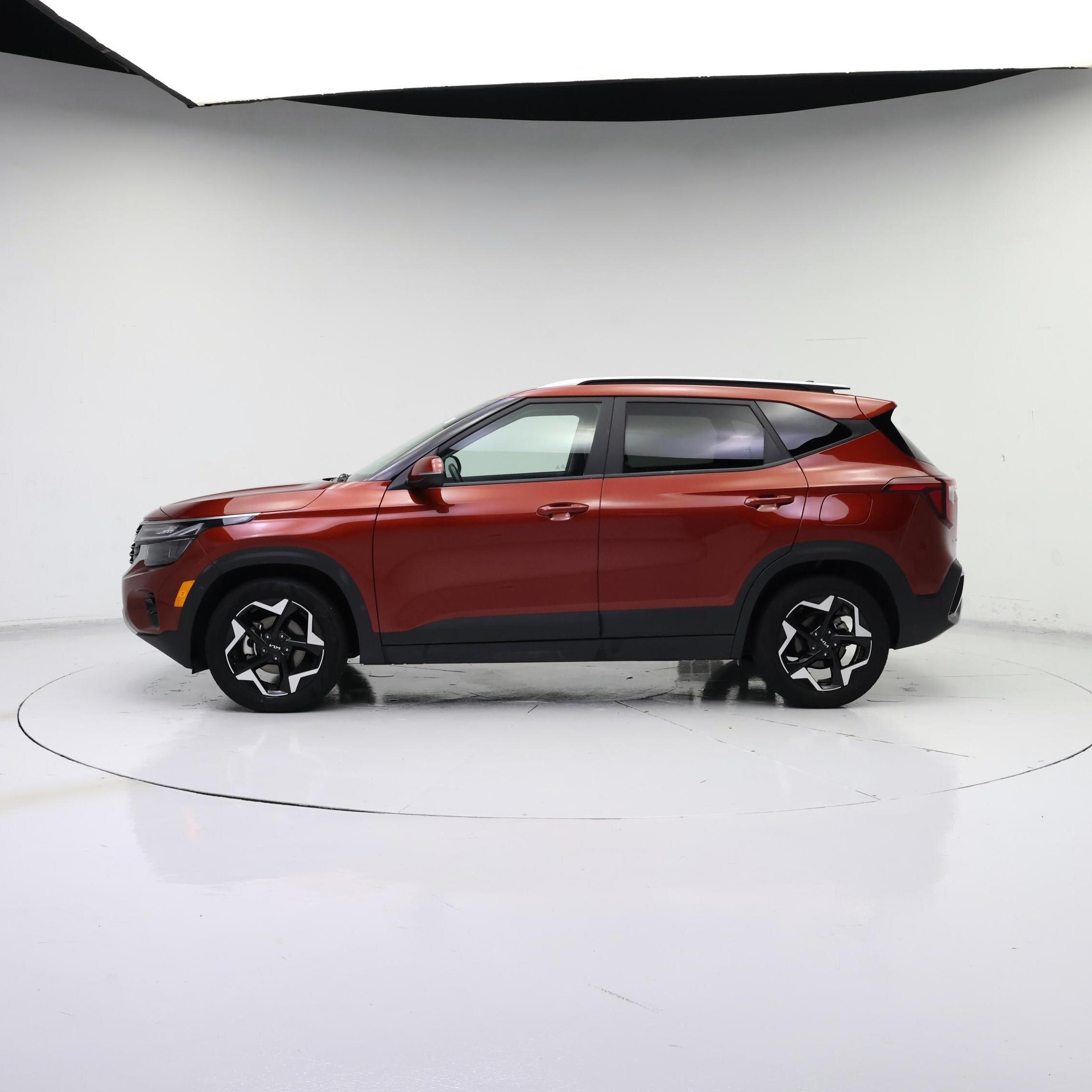 Thumbnail: 2025 Kia Seltos - 3