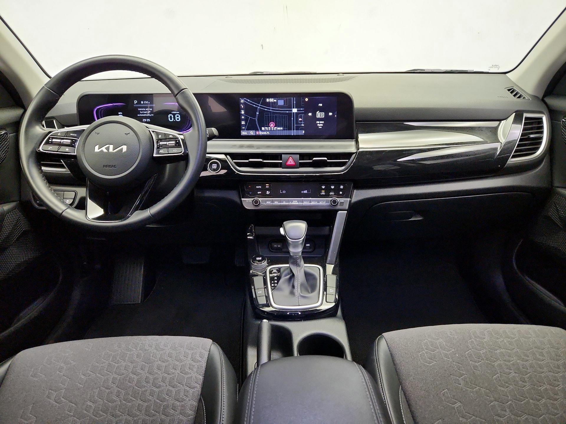 Thumbnail: 2025 Kia Seltos - 9