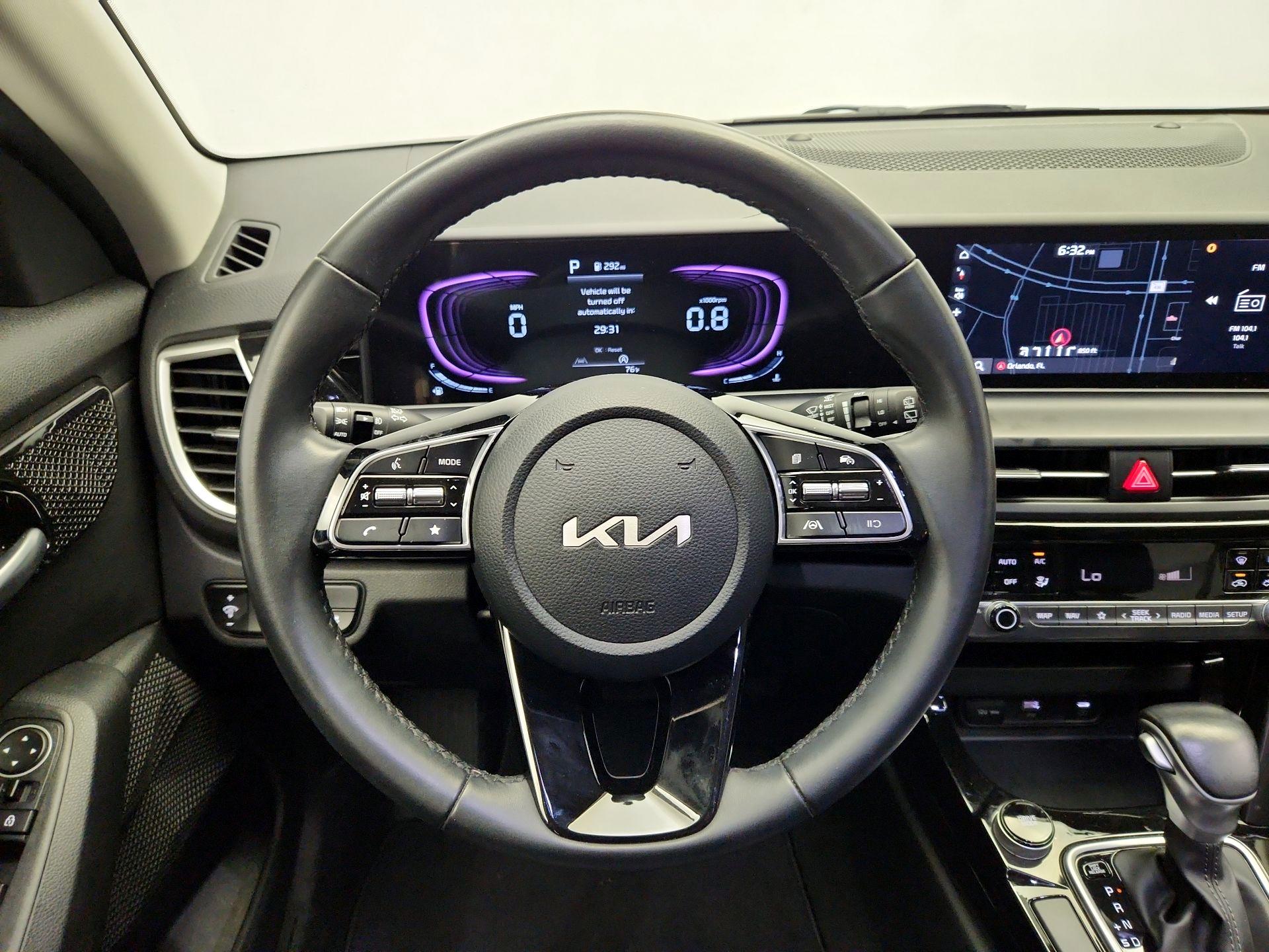 Thumbnail: 2025 Kia Seltos - 10