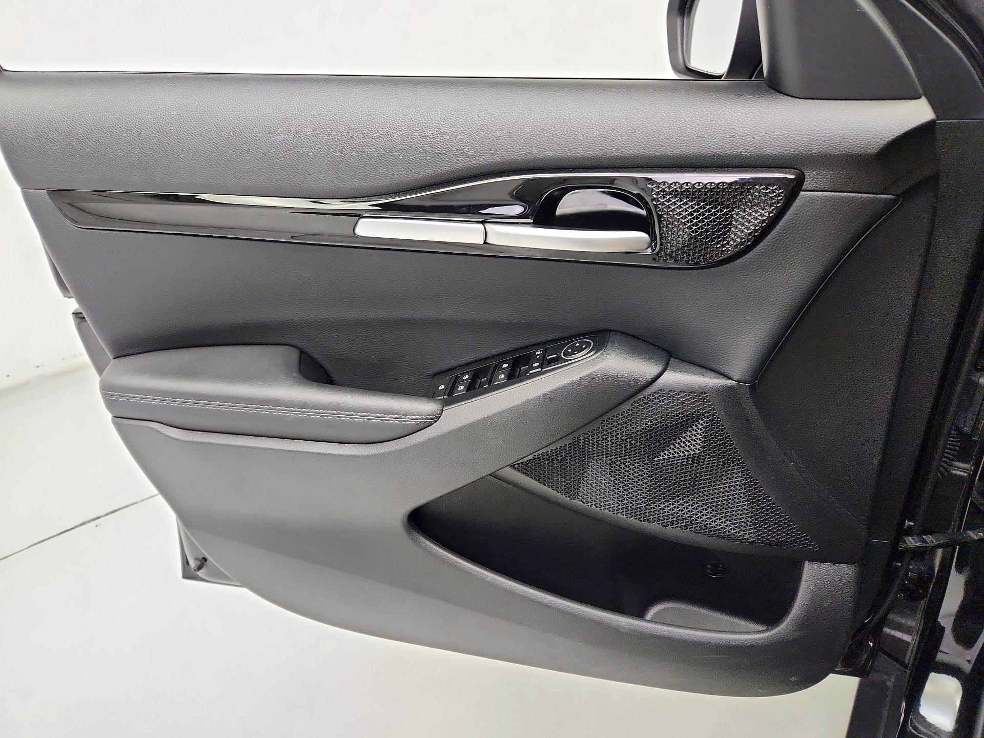 Thumbnail: 2025 Kia Seltos - 12