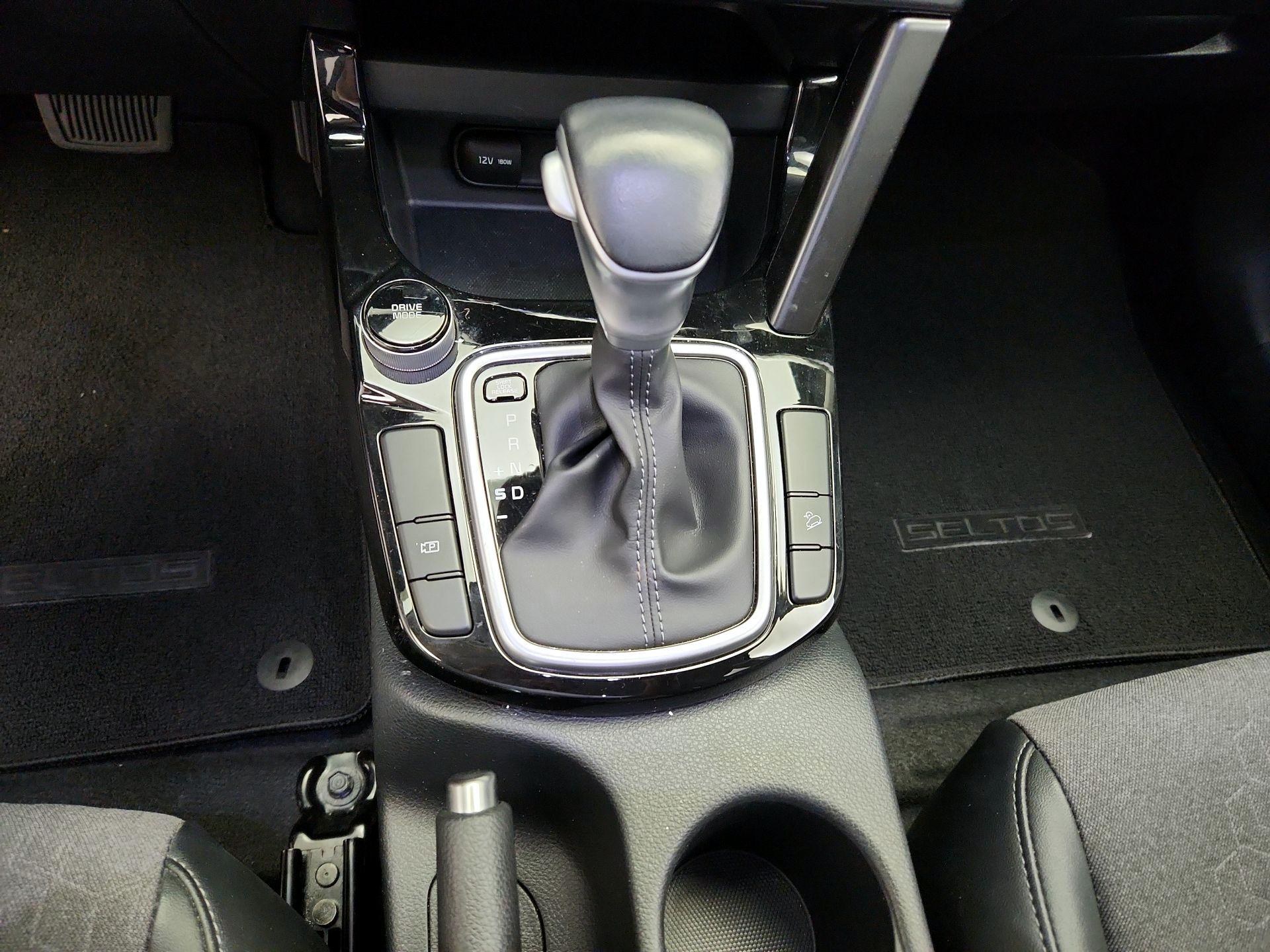 Thumbnail: 2025 Kia Seltos - 18