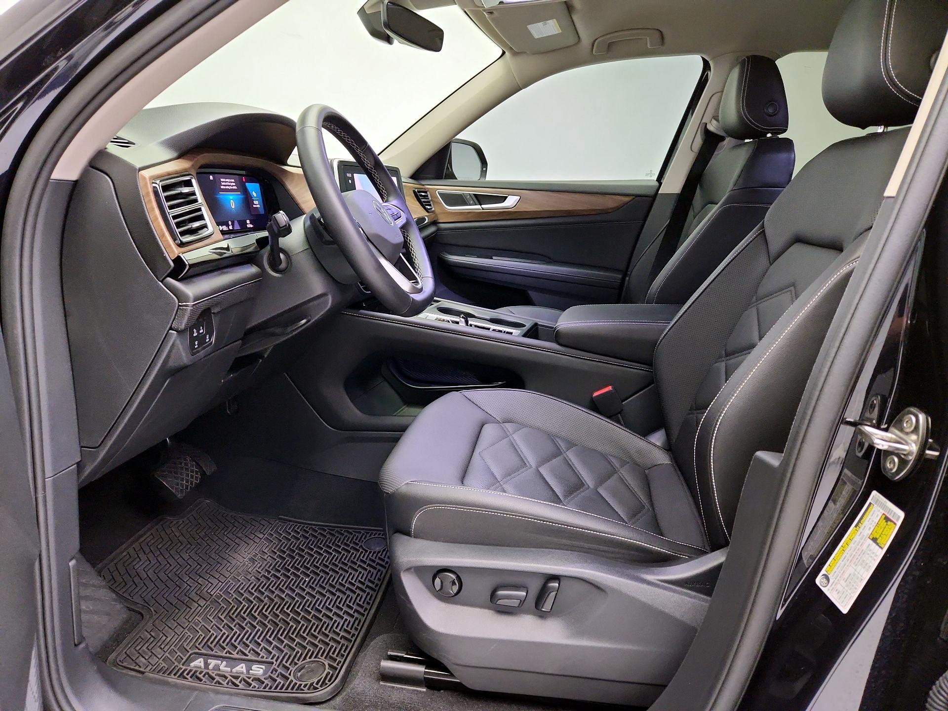 Thumbnail: 2025 Volkswagen Atlas - 11