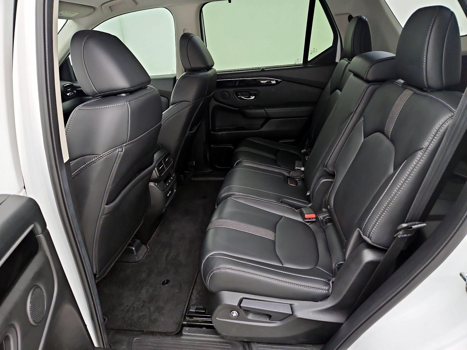 Thumbnail: 2023 Honda Pilot - 19