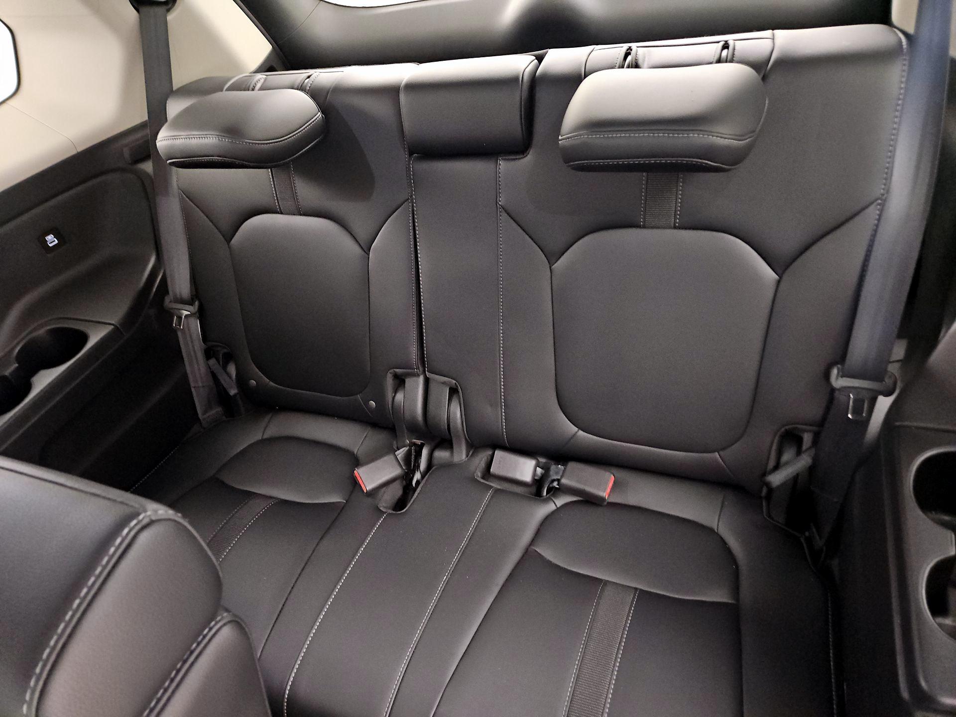 Thumbnail: 2023 Honda Pilot - 20