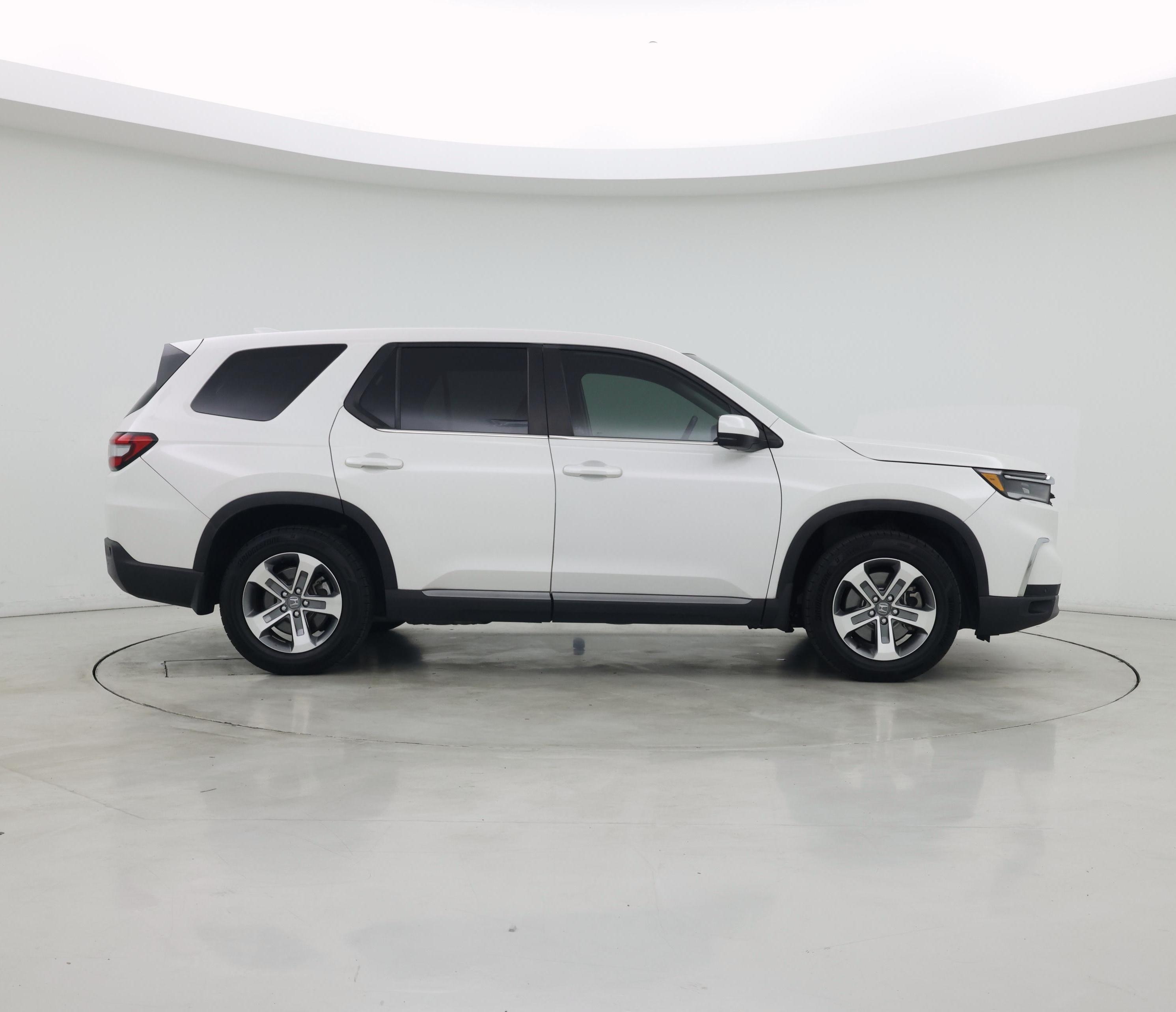 Thumbnail: 2023 Honda Pilot - 7