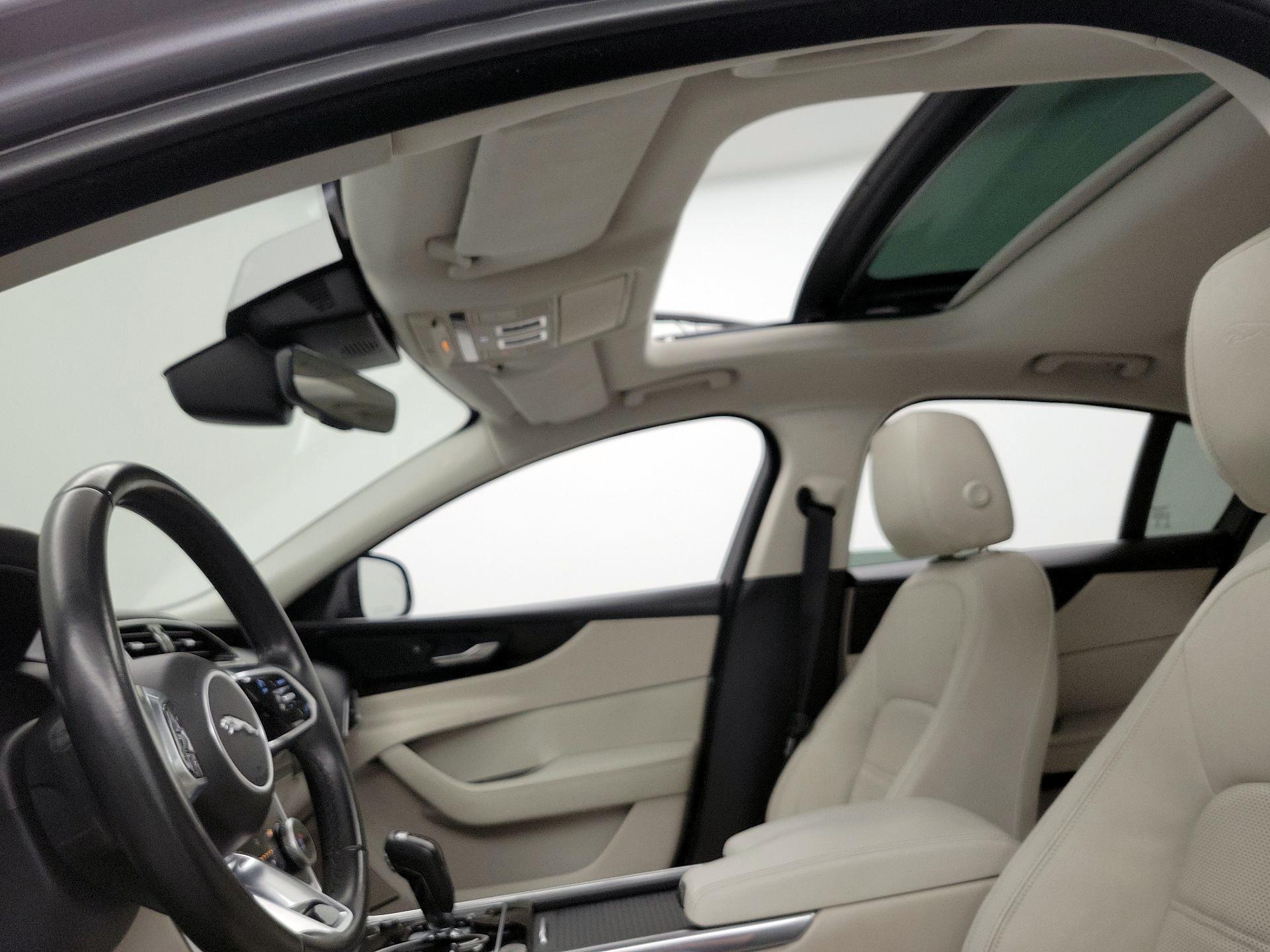 Thumbnail: 2020 Jaguar XE - 19