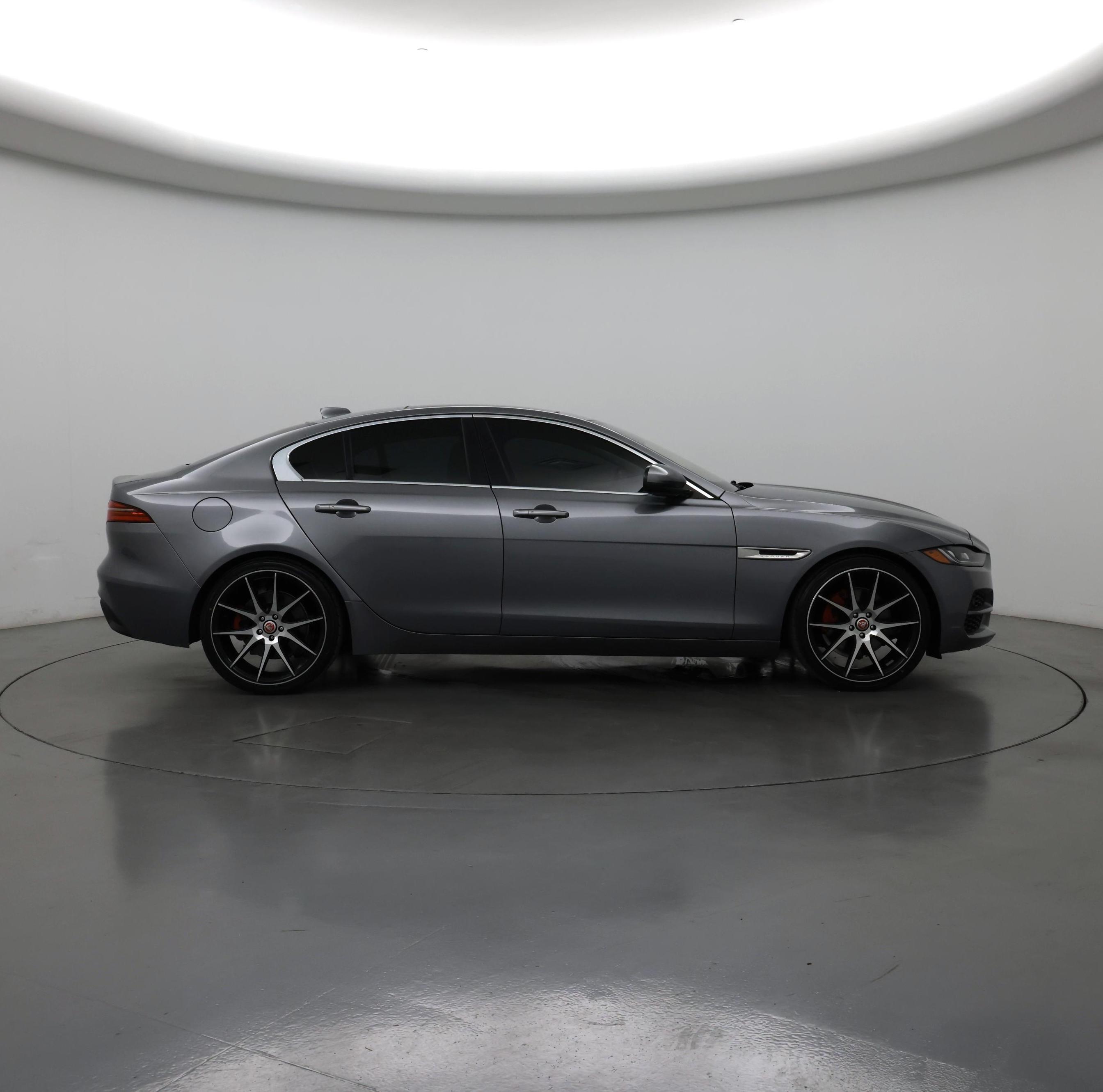 Thumbnail: 2020 Jaguar XE - 7
