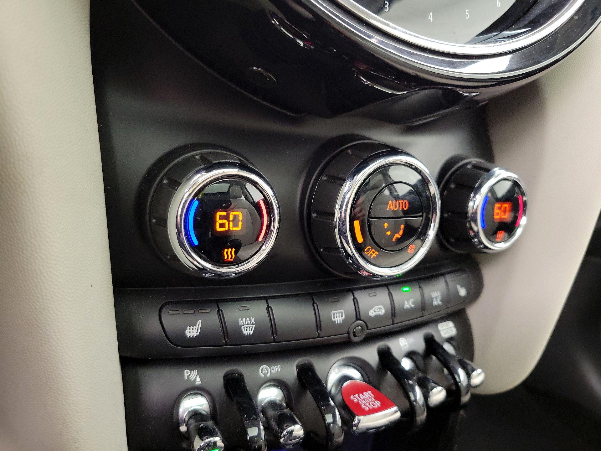 Thumbnail: 2023 MINI Cooper Hardtop - 17