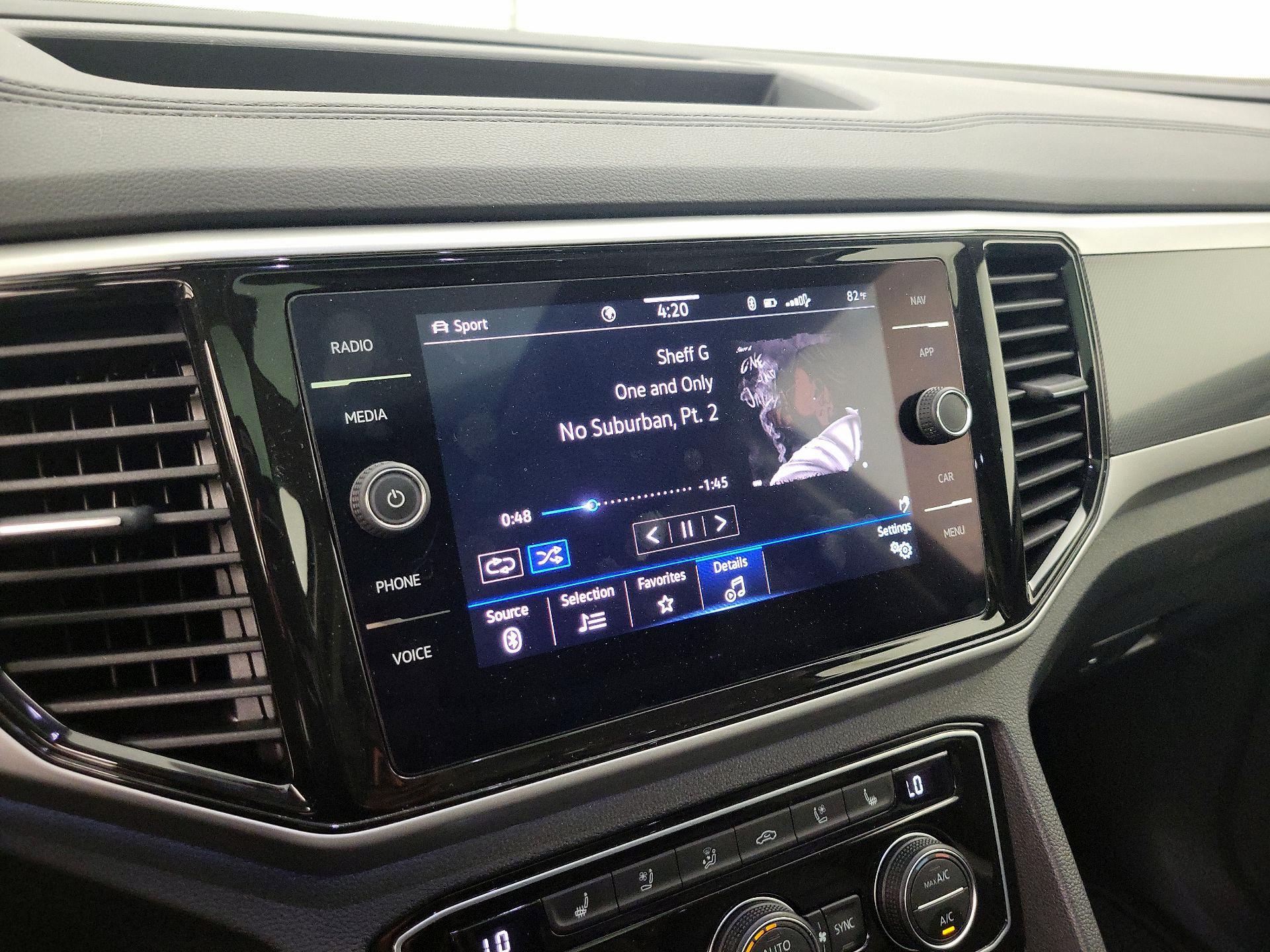 Thumbnail: 2022 Volkswagen Atlas - 16