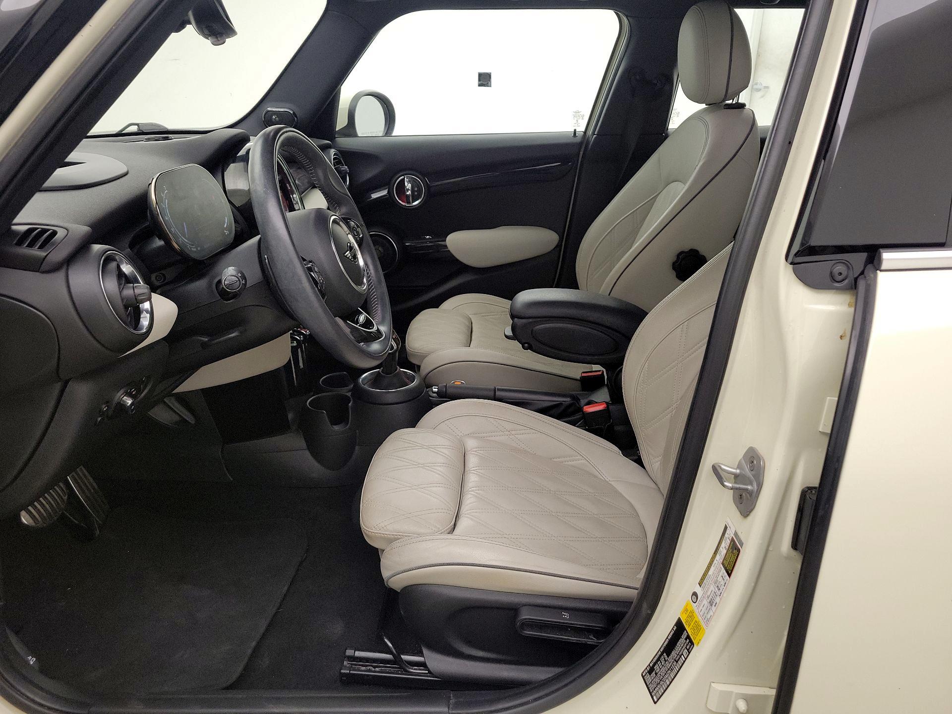 Thumbnail: 2021 MINI Cooper Hardtop - 11