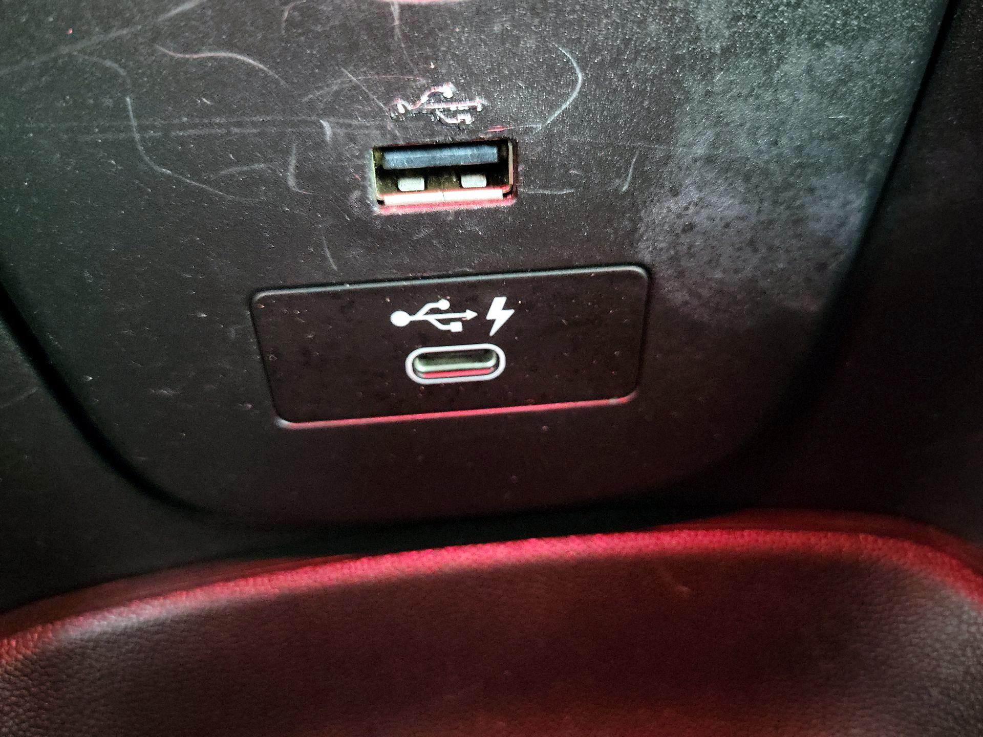 Thumbnail: 2021 MINI Cooper Hardtop - 19