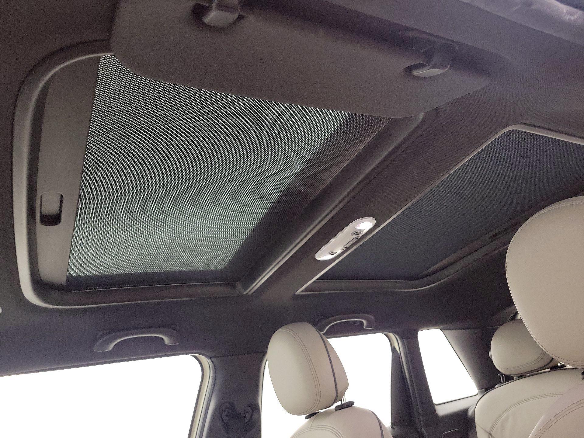 Thumbnail: 2021 MINI Cooper Hardtop - 20