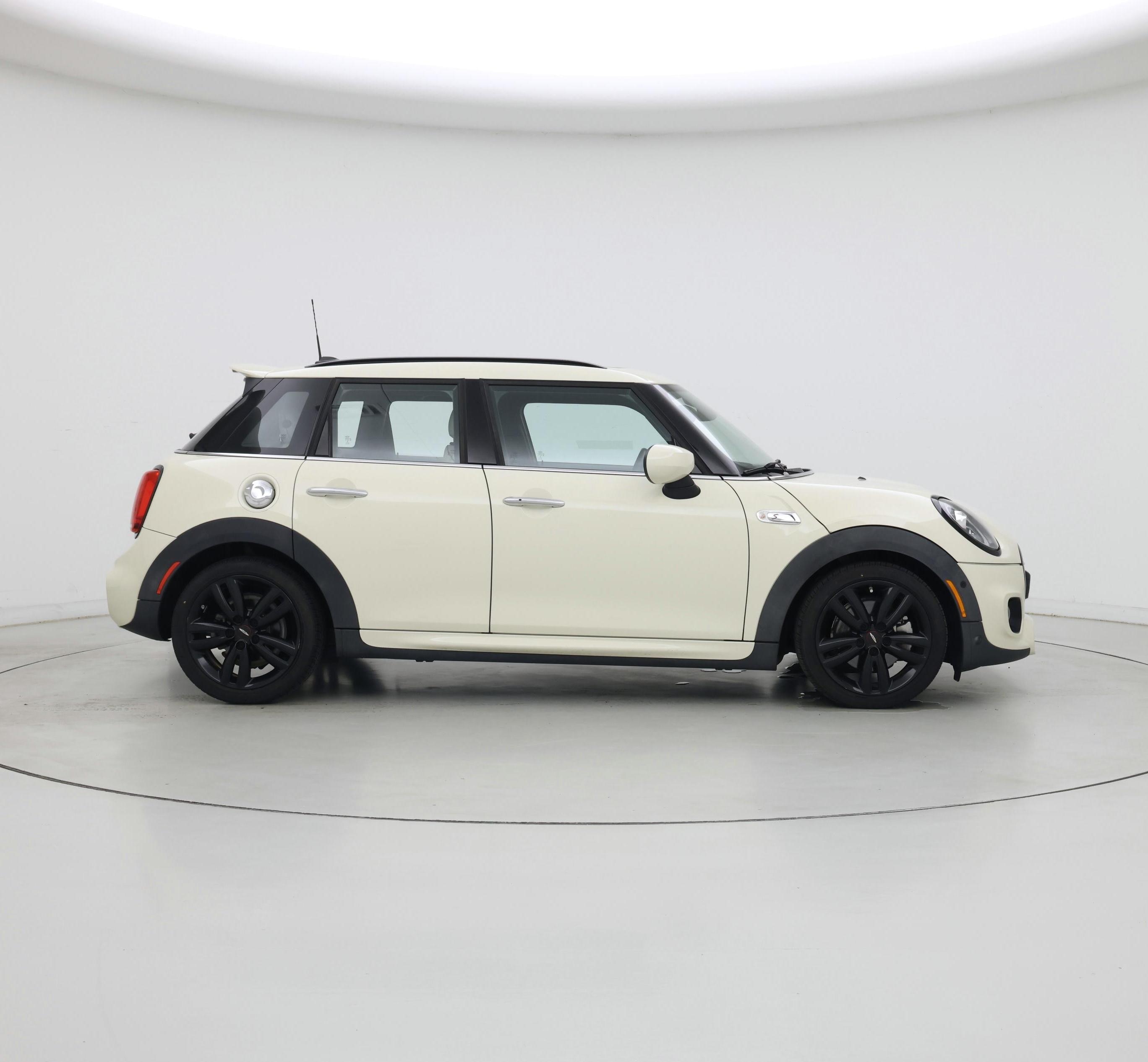 Thumbnail: 2021 MINI Cooper Hardtop - 7