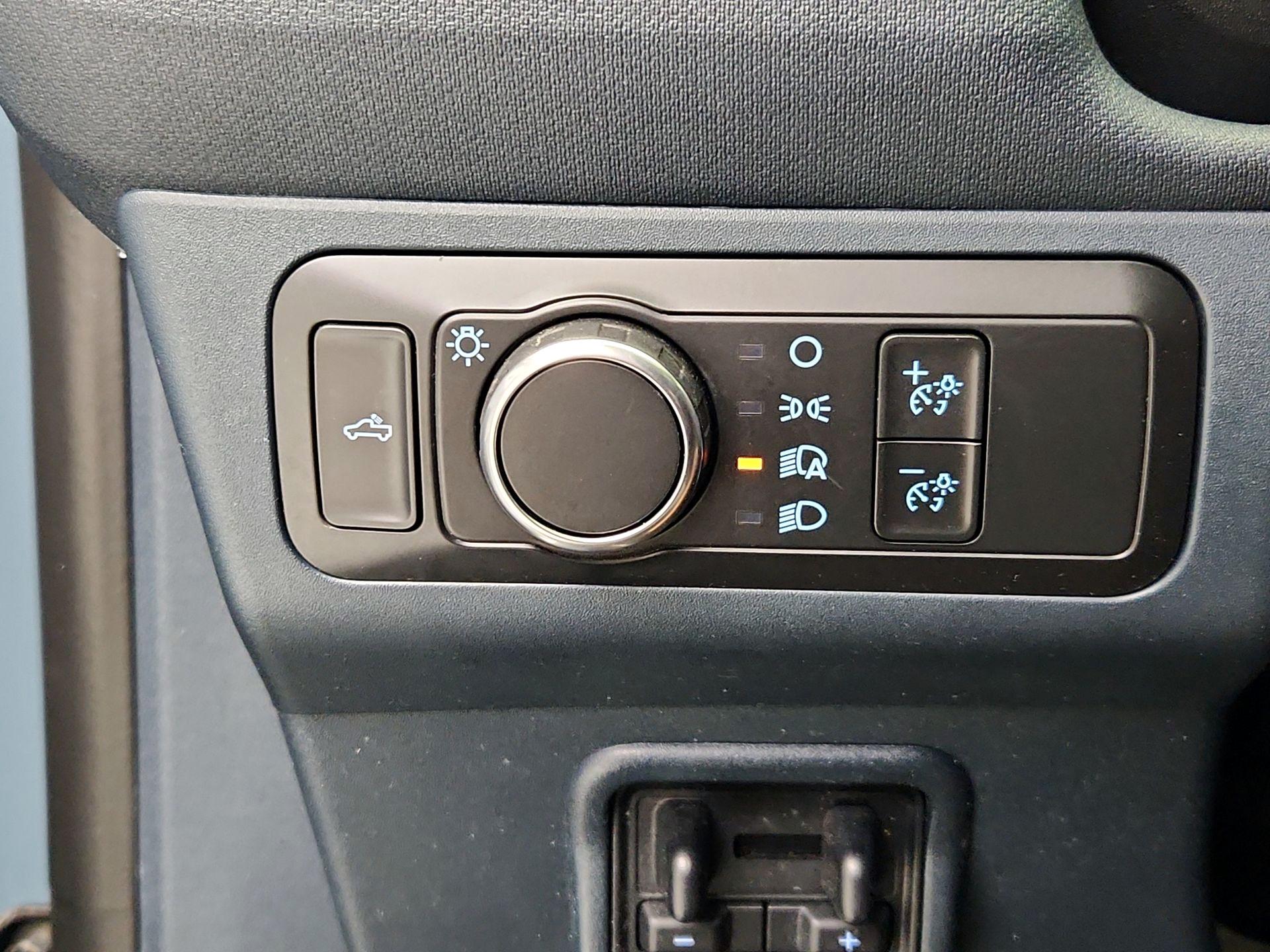 Thumbnail: 2022 Ford Maverick - 13