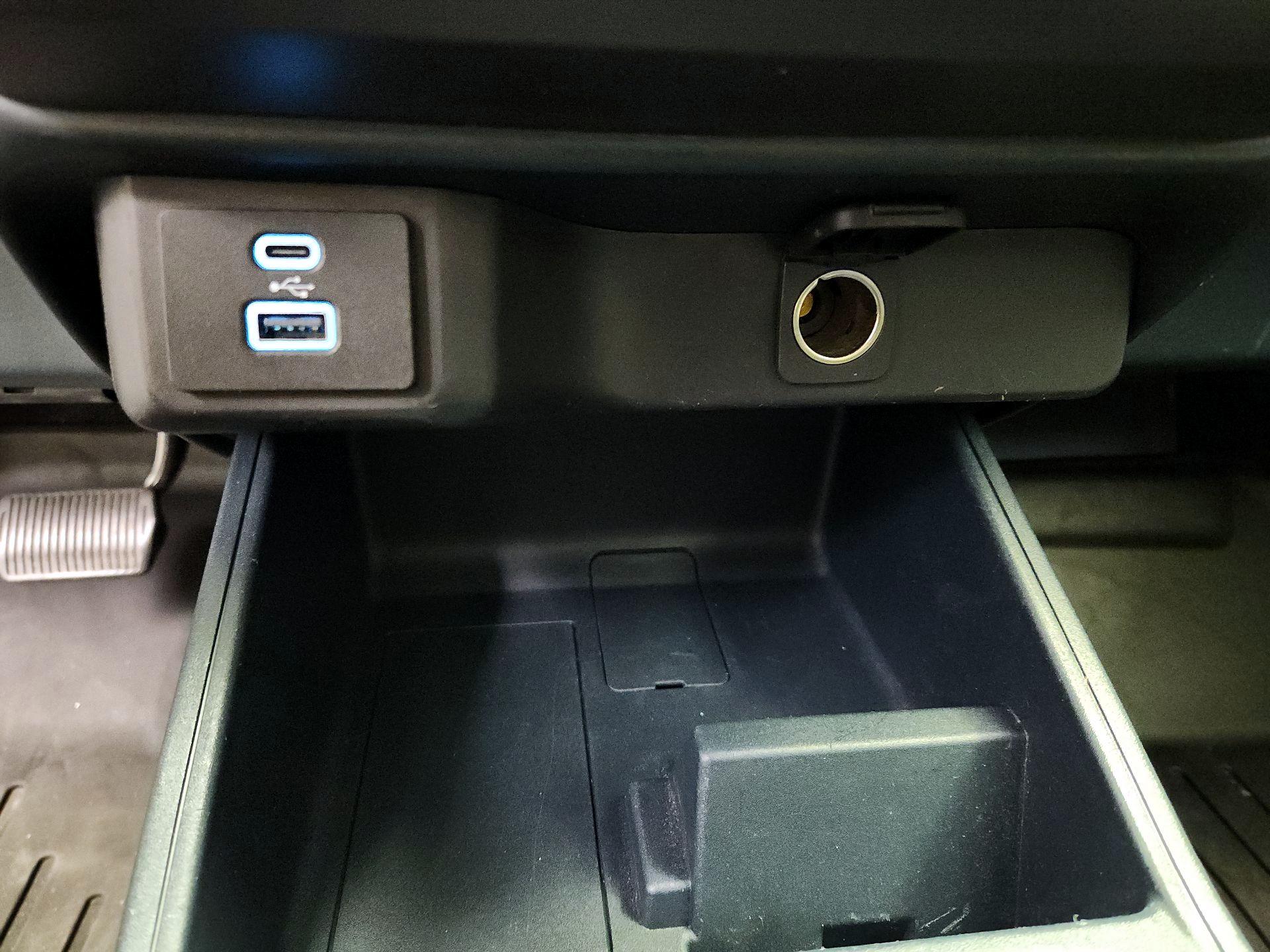 Thumbnail: 2022 Ford Maverick - 18