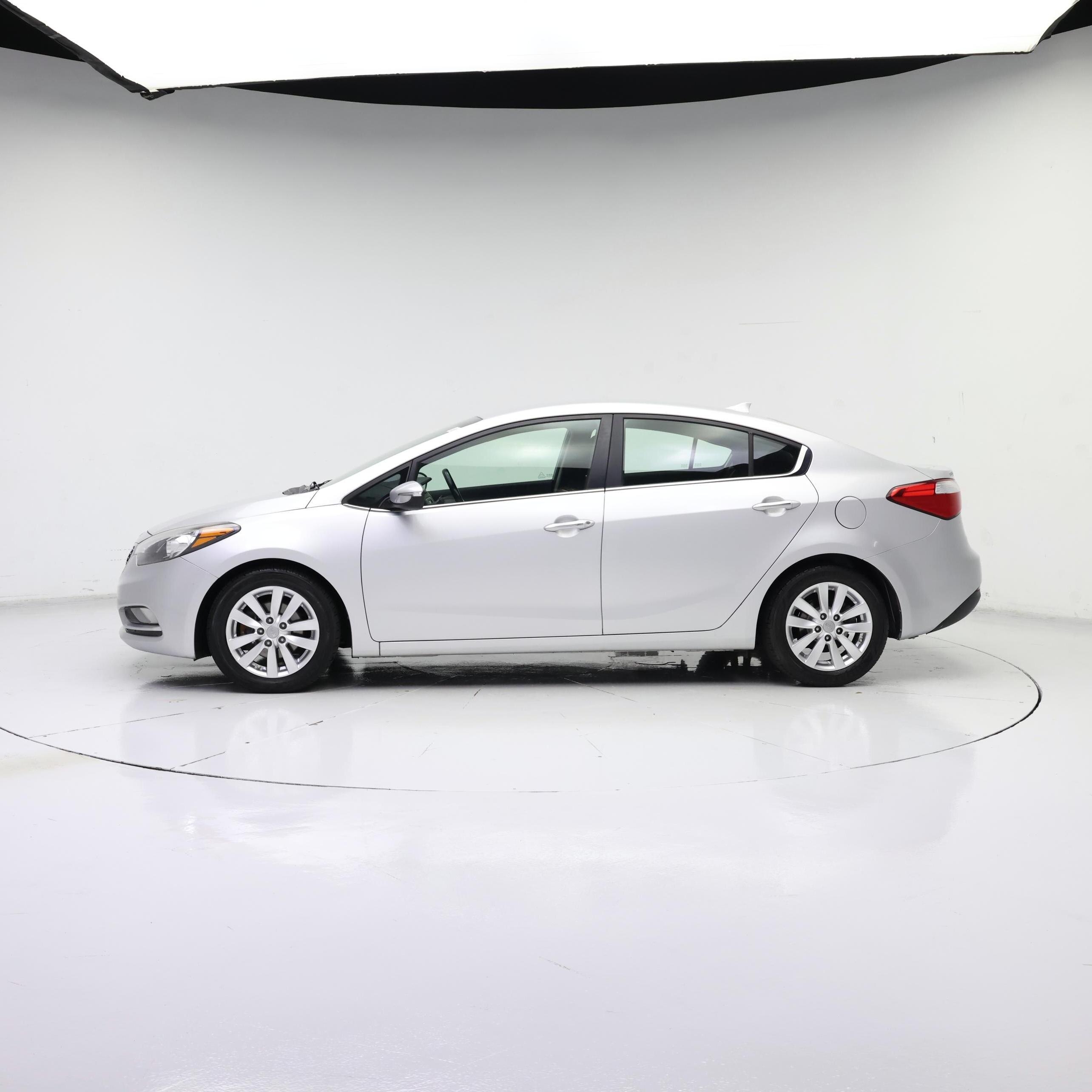 Thumbnail: 2015 Kia Forte - 3