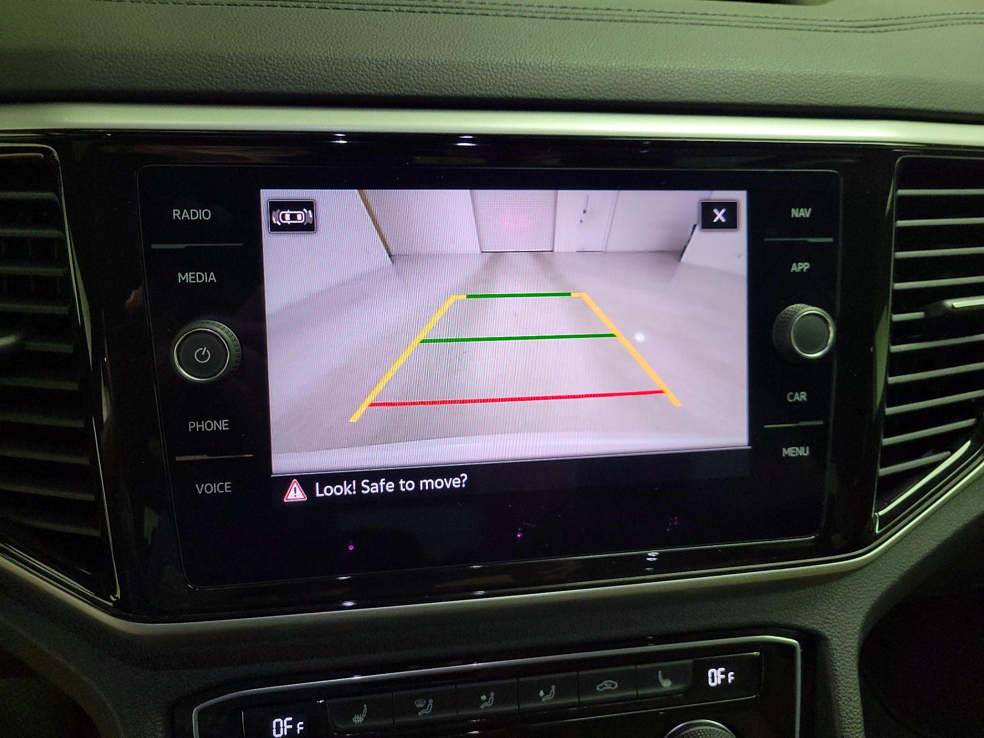 Thumbnail: 2023 Volkswagen Atlas - 15