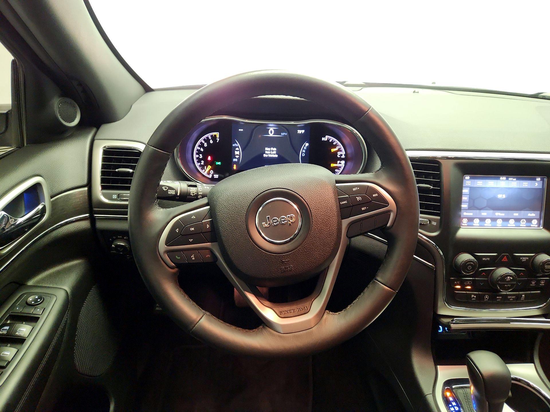 Thumbnail: 2018 Jeep Grand Cherokee - 10