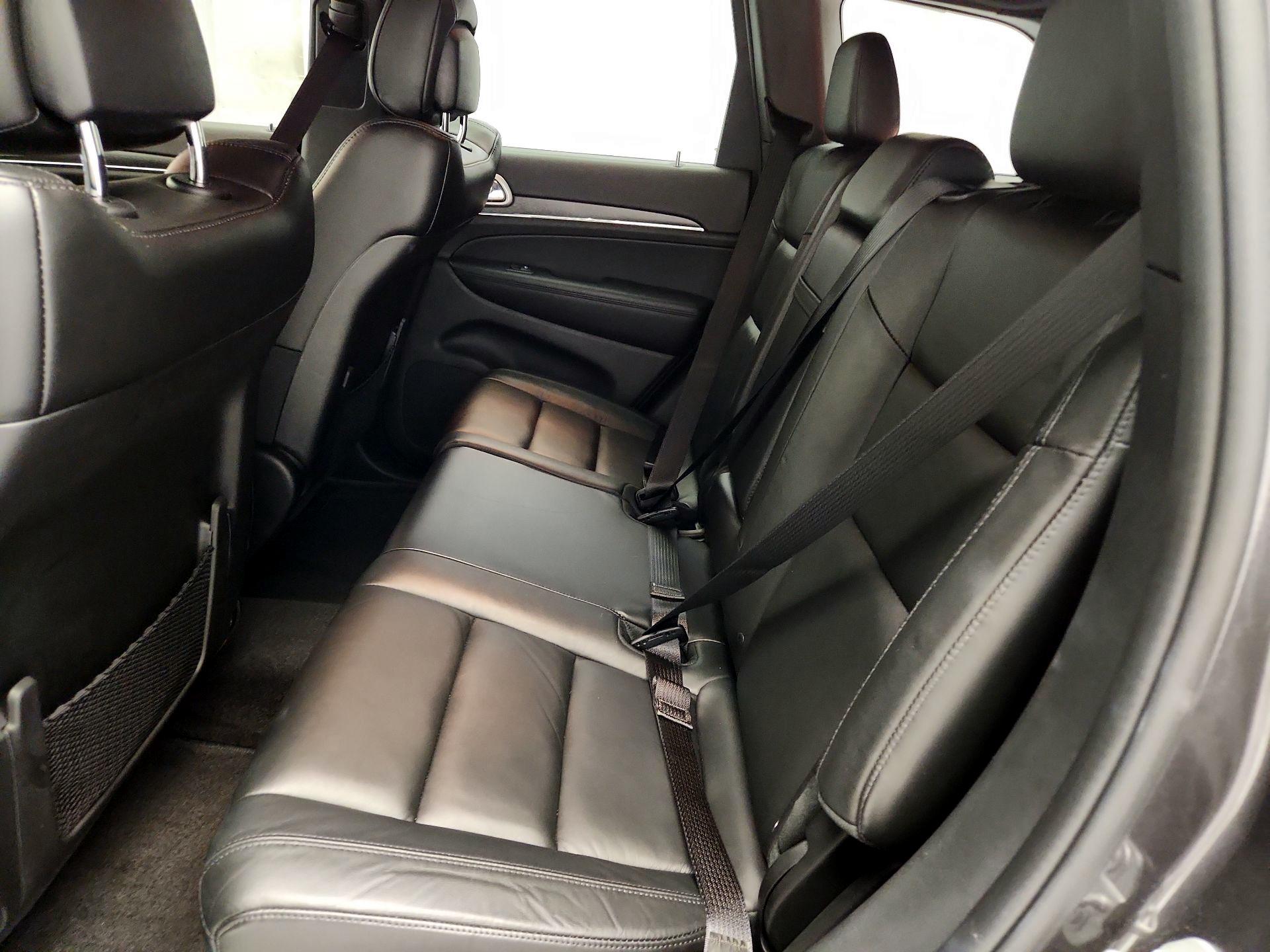 Thumbnail: 2018 Jeep Grand Cherokee - 19