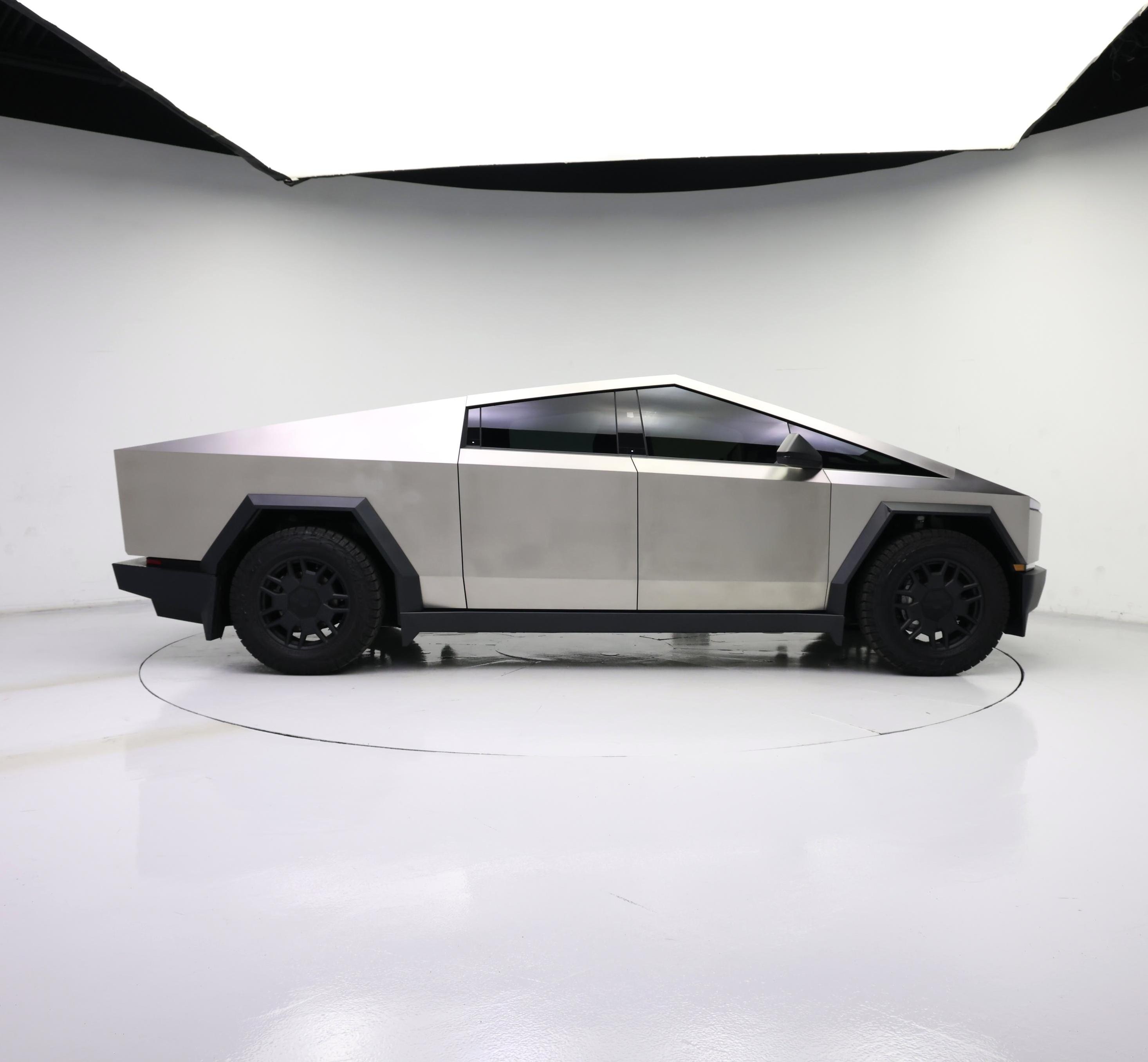 Thumbnail: 2024 Tesla Cybertruck - 7