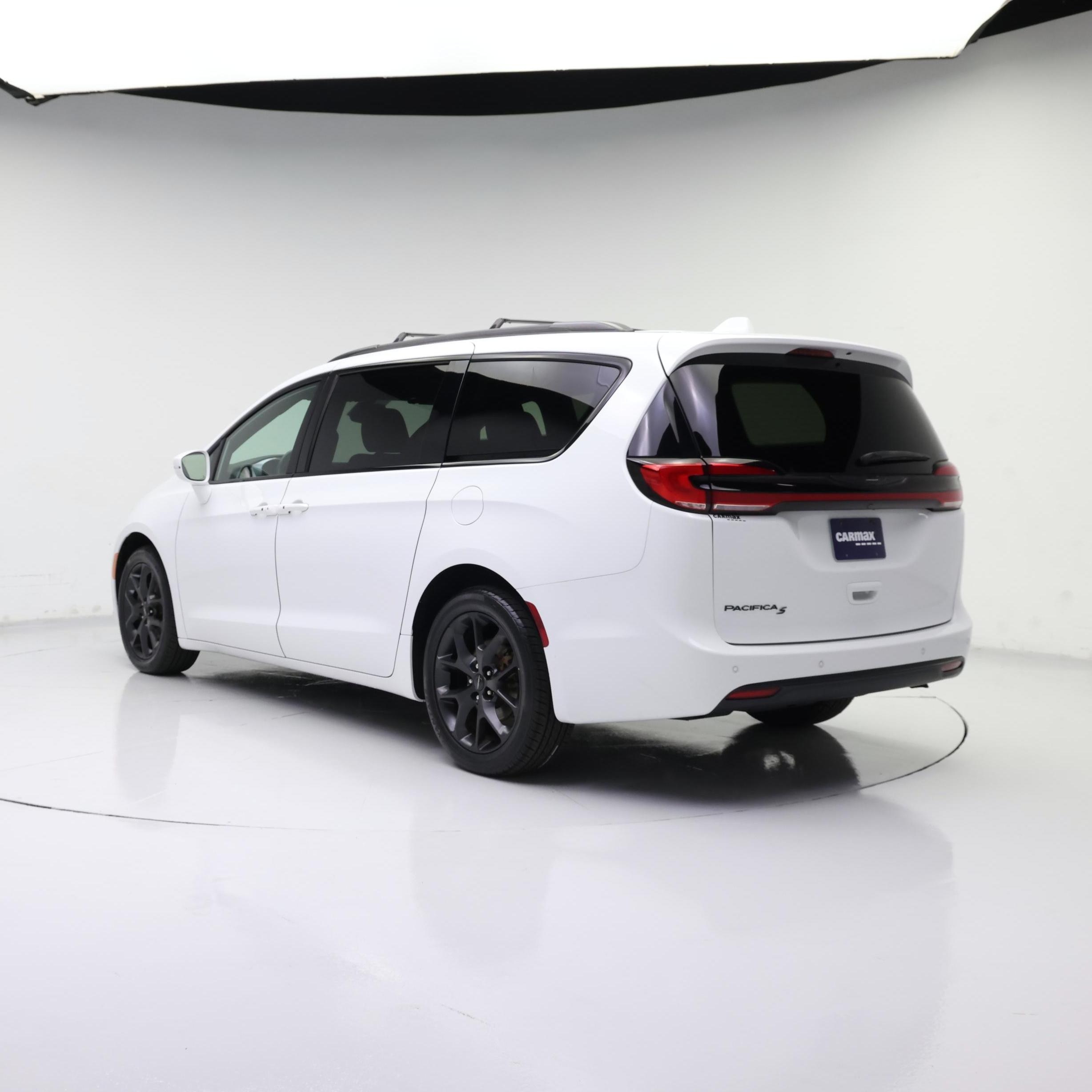 Thumbnail: 2021 Chrysler Pacifica - 2