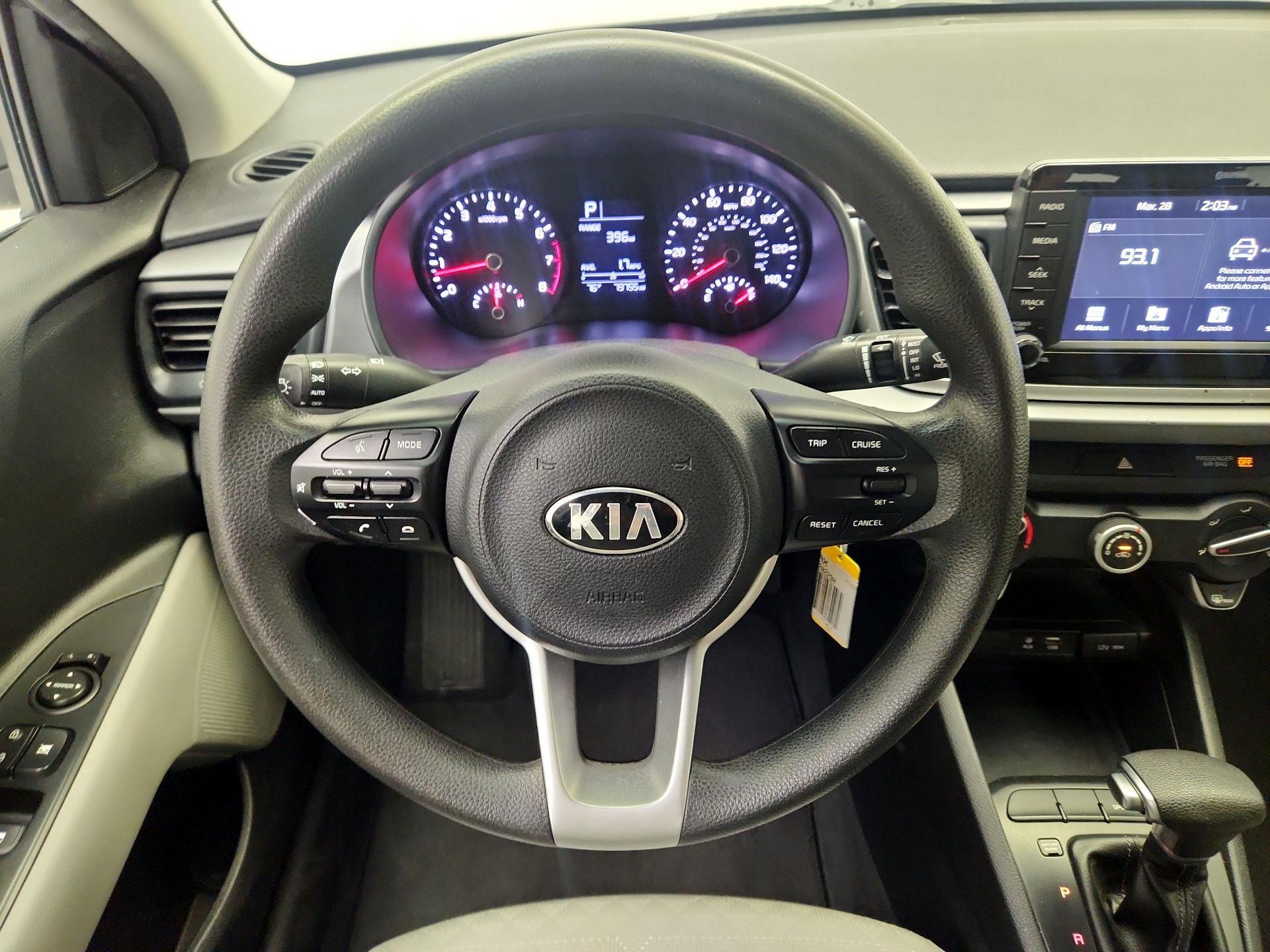 Thumbnail: 2019 Kia Rio - 10