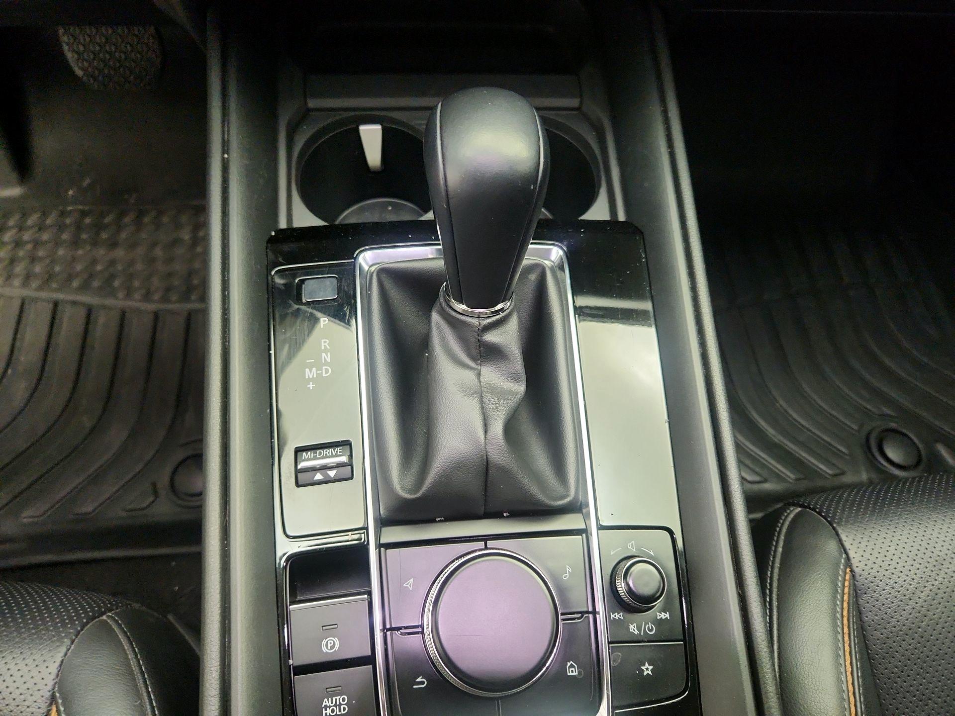 Thumbnail: 2023 Mazda CX-50 - 17