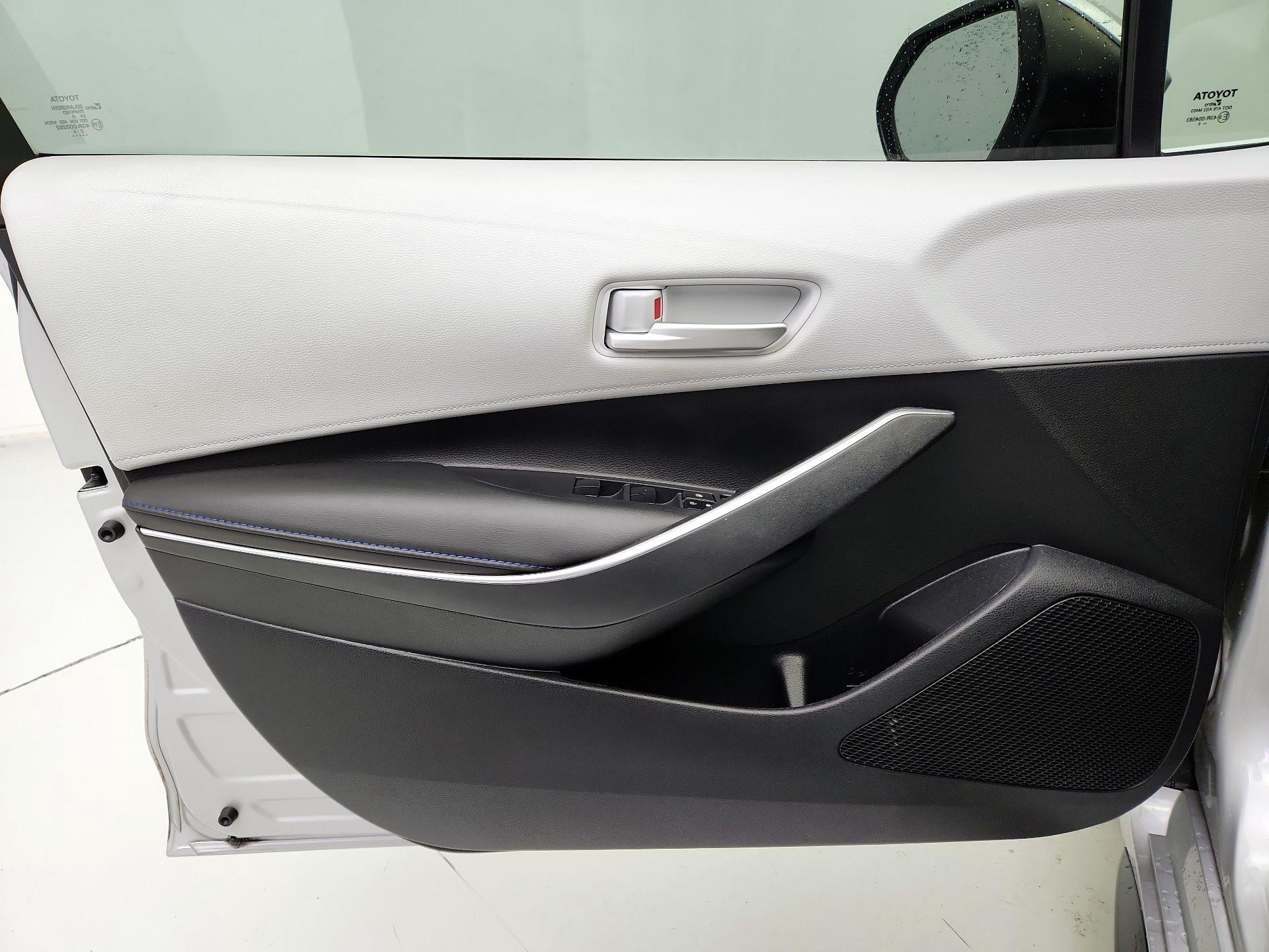 Thumbnail: 2020 Toyota Corolla - 12