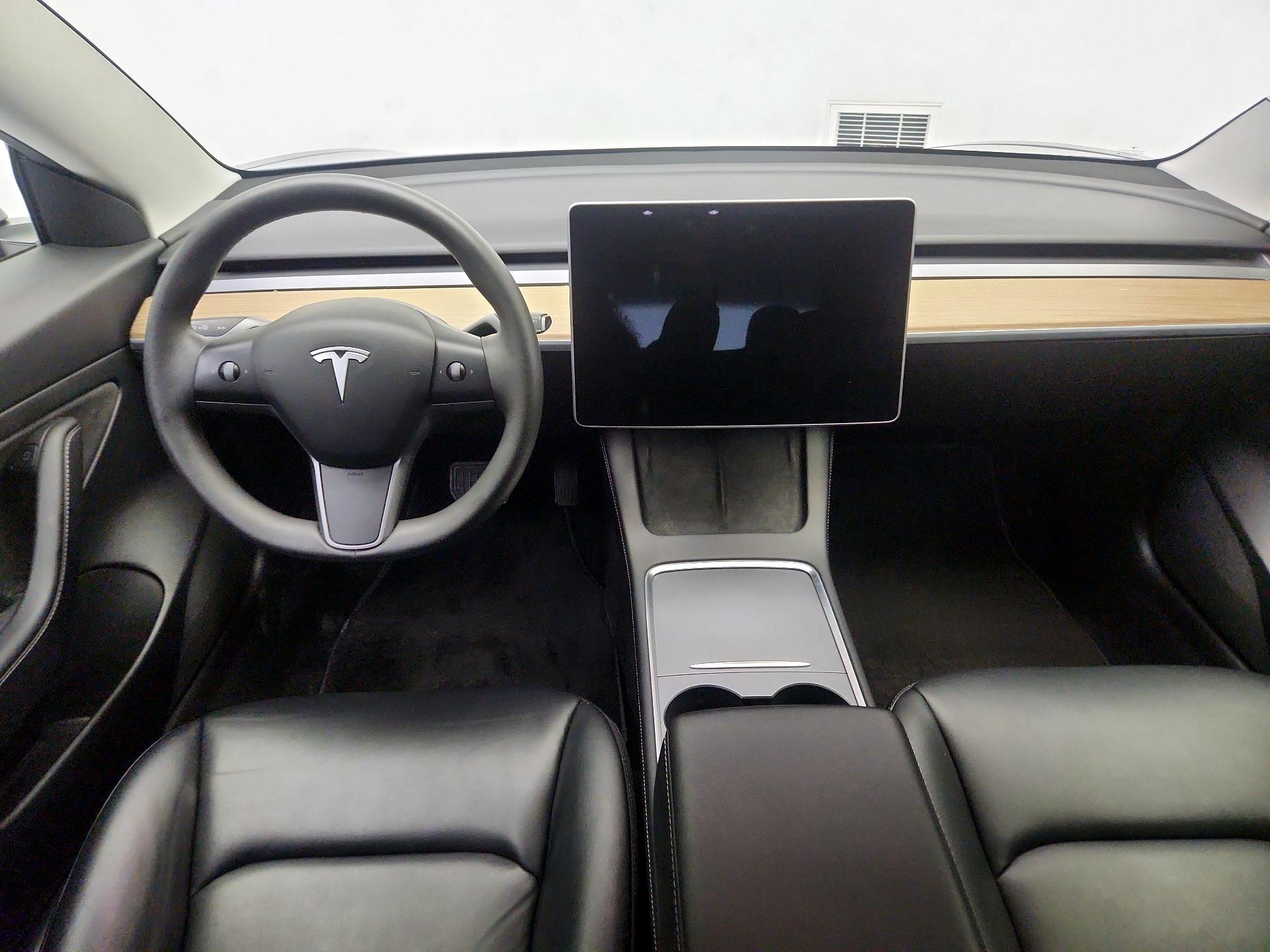 Thumbnail: 2021 Tesla Model 3 - 9