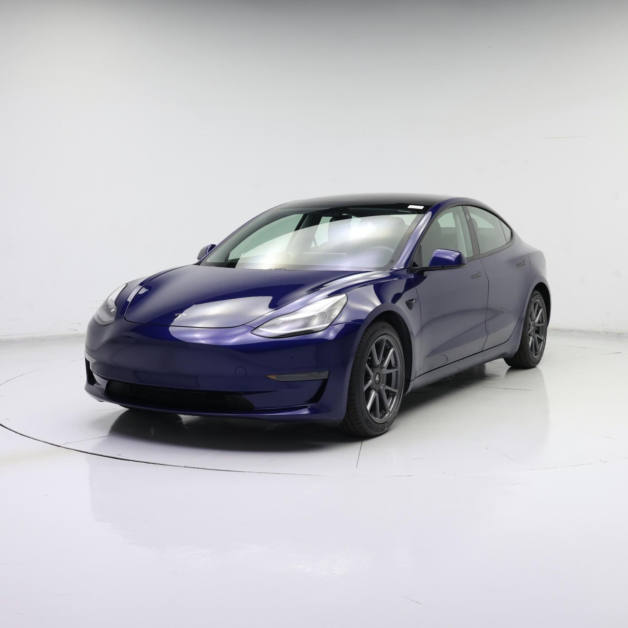 Thumbnail: 2021 Tesla Model 3 - 4
