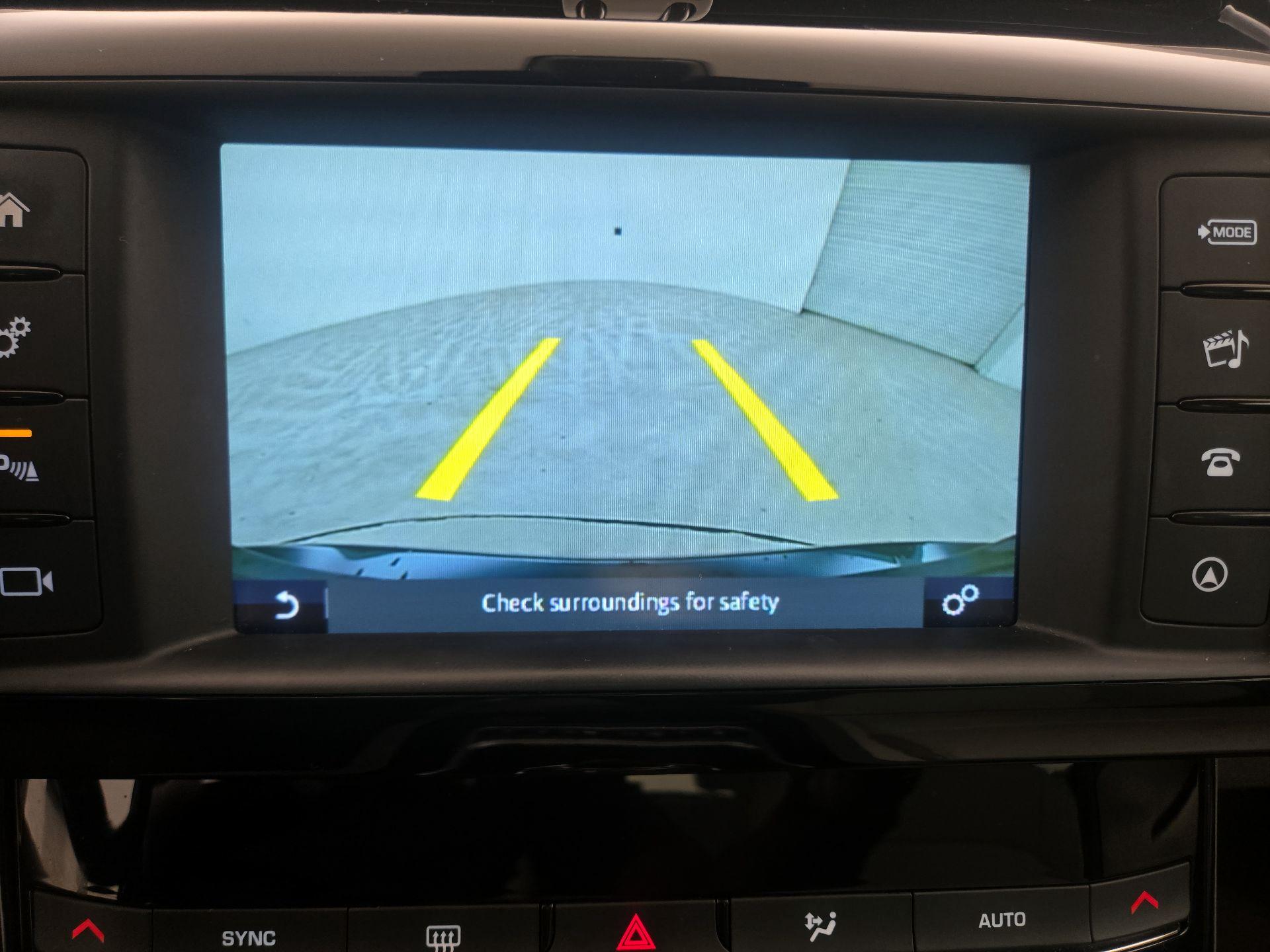 Thumbnail: 2017 Jaguar XE - 14