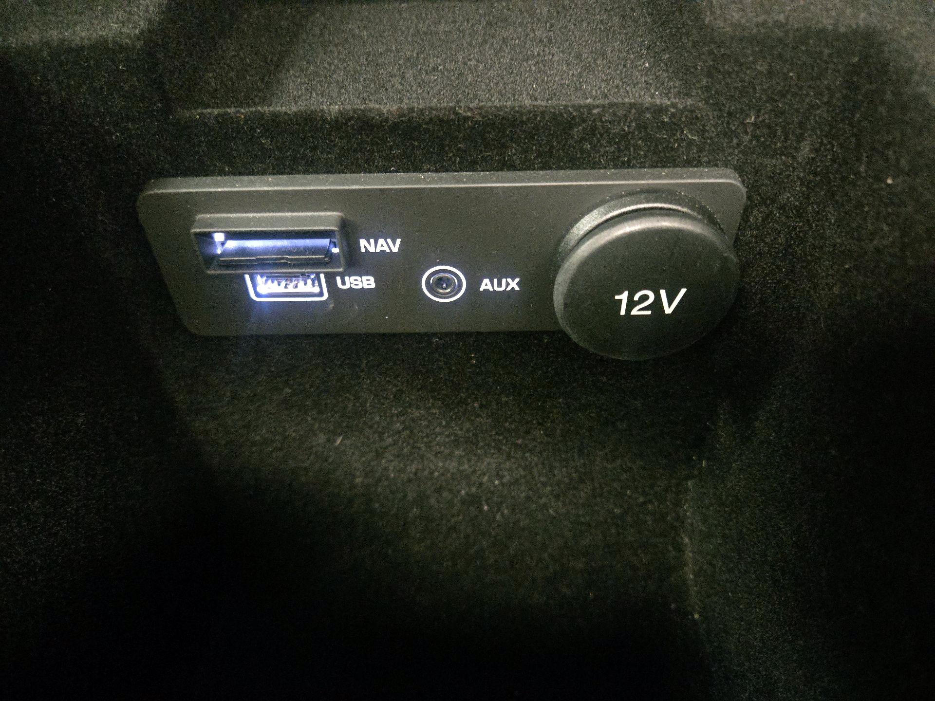 Thumbnail: 2017 Jaguar XE - 18