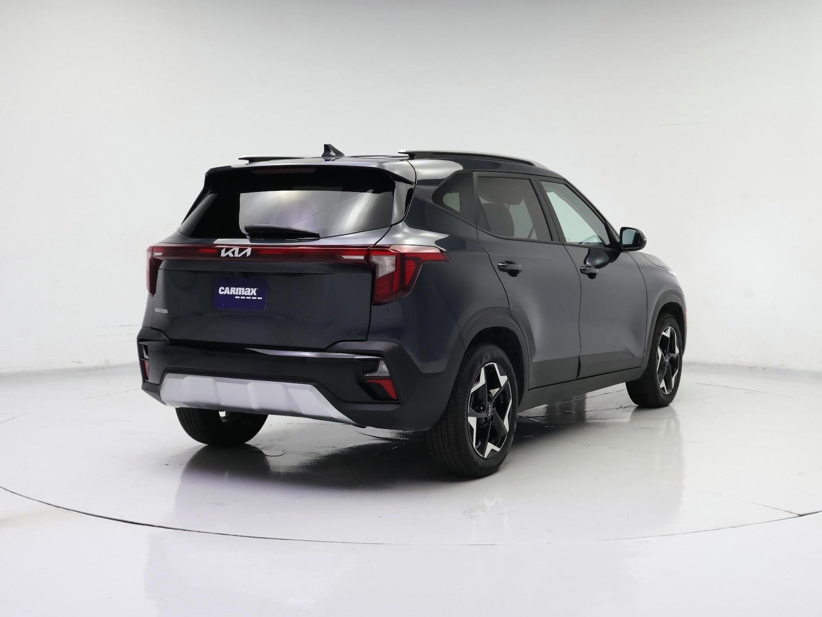 2025 Kia Seltos S - Photo 9