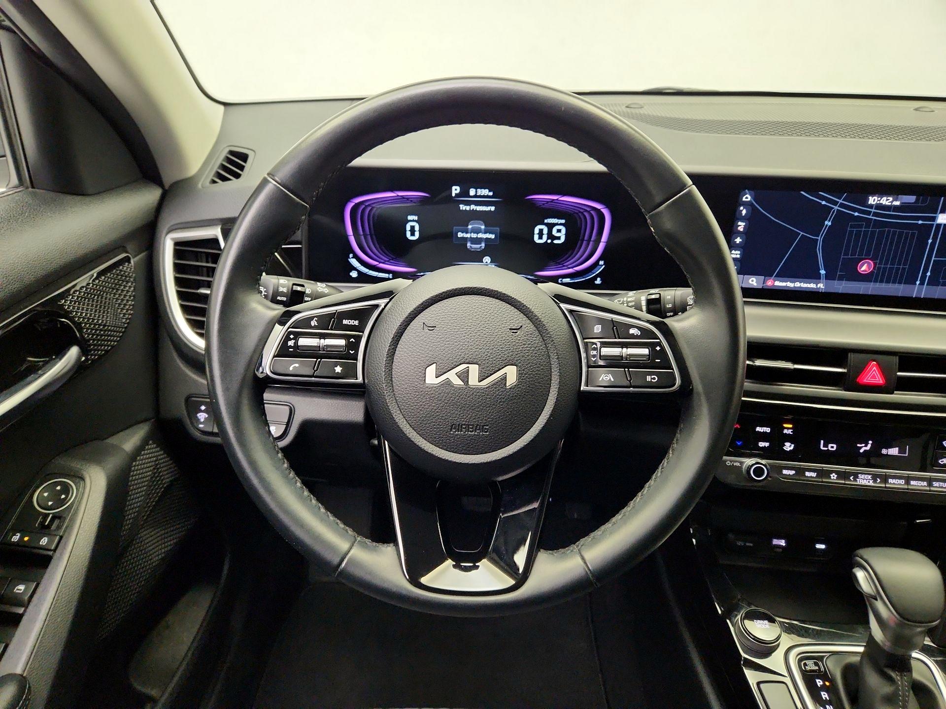 Thumbnail: 2025 Kia Seltos - 10